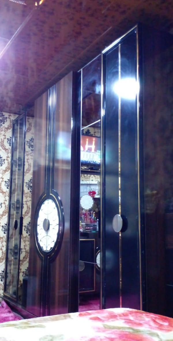 غرفه تركي للبيع ٩ق نظيفه كلش
سعر خاص 
***********
