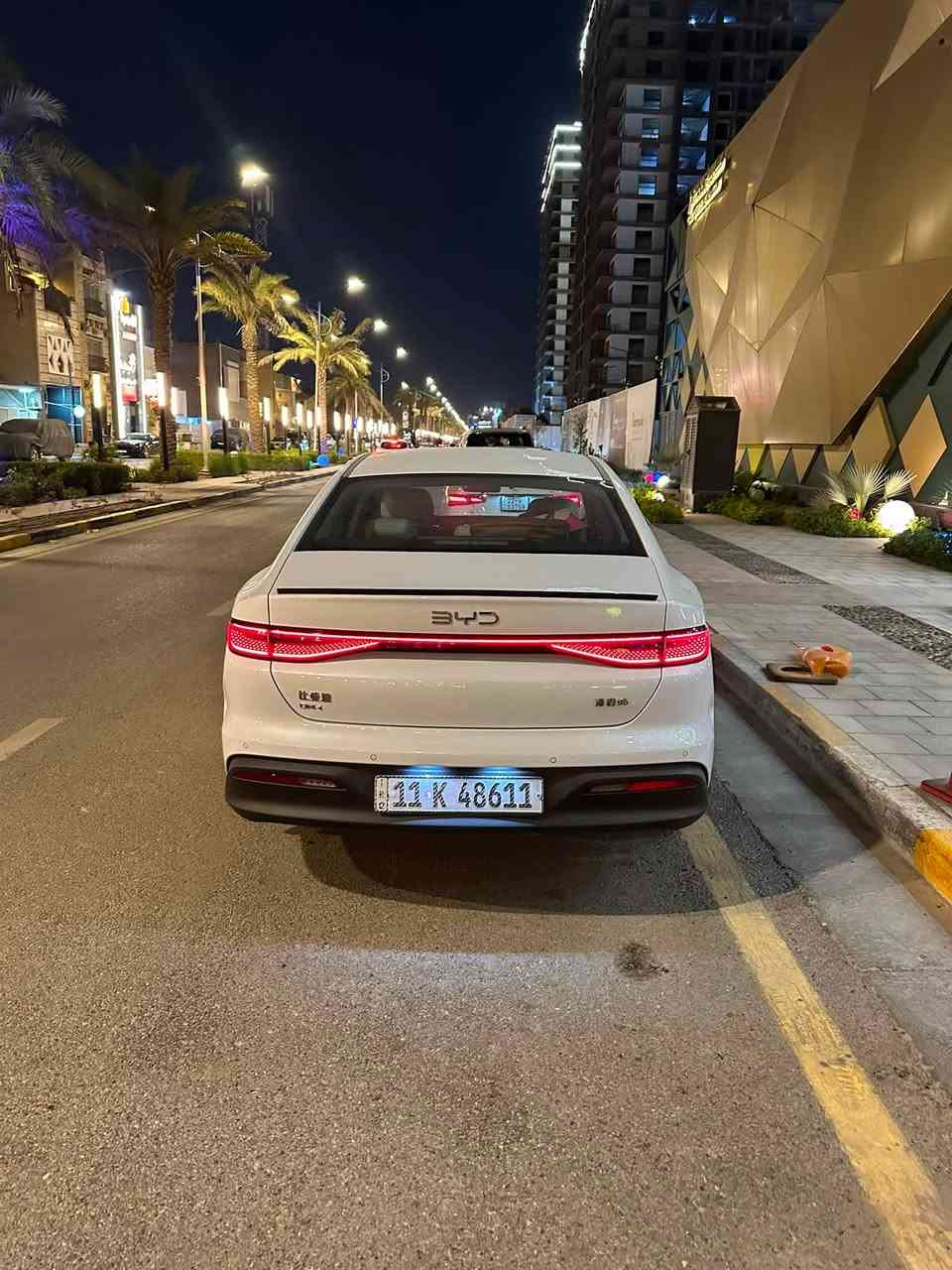 السلام عليكم
بي واي دي سيل 5 رقم بغداد

ماشيه ٣٥٠٠ الكلي السياره بوضع الزيرو كفاله عامه

السعر ١٩٧٥٠ وبيها مجال بيع او مراوس

مكاني اليرموك ***********
