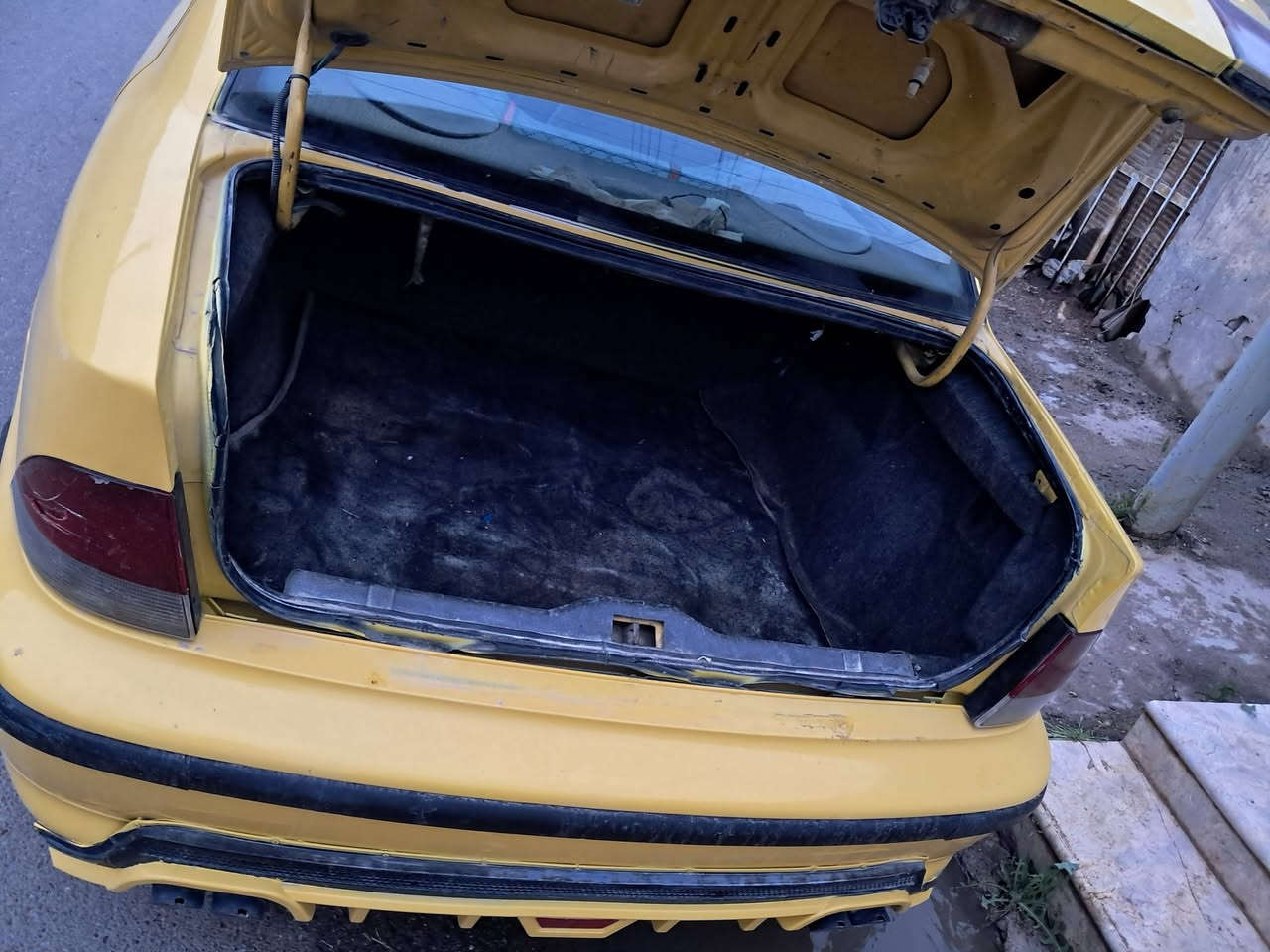 سمند محور مكينه وكير كورله السياره يرادله ترتيبات مصبوغه عام جماليه 2009 شرط تحويل السعر 28 ورقه
بغداد بوب الشام ***********
