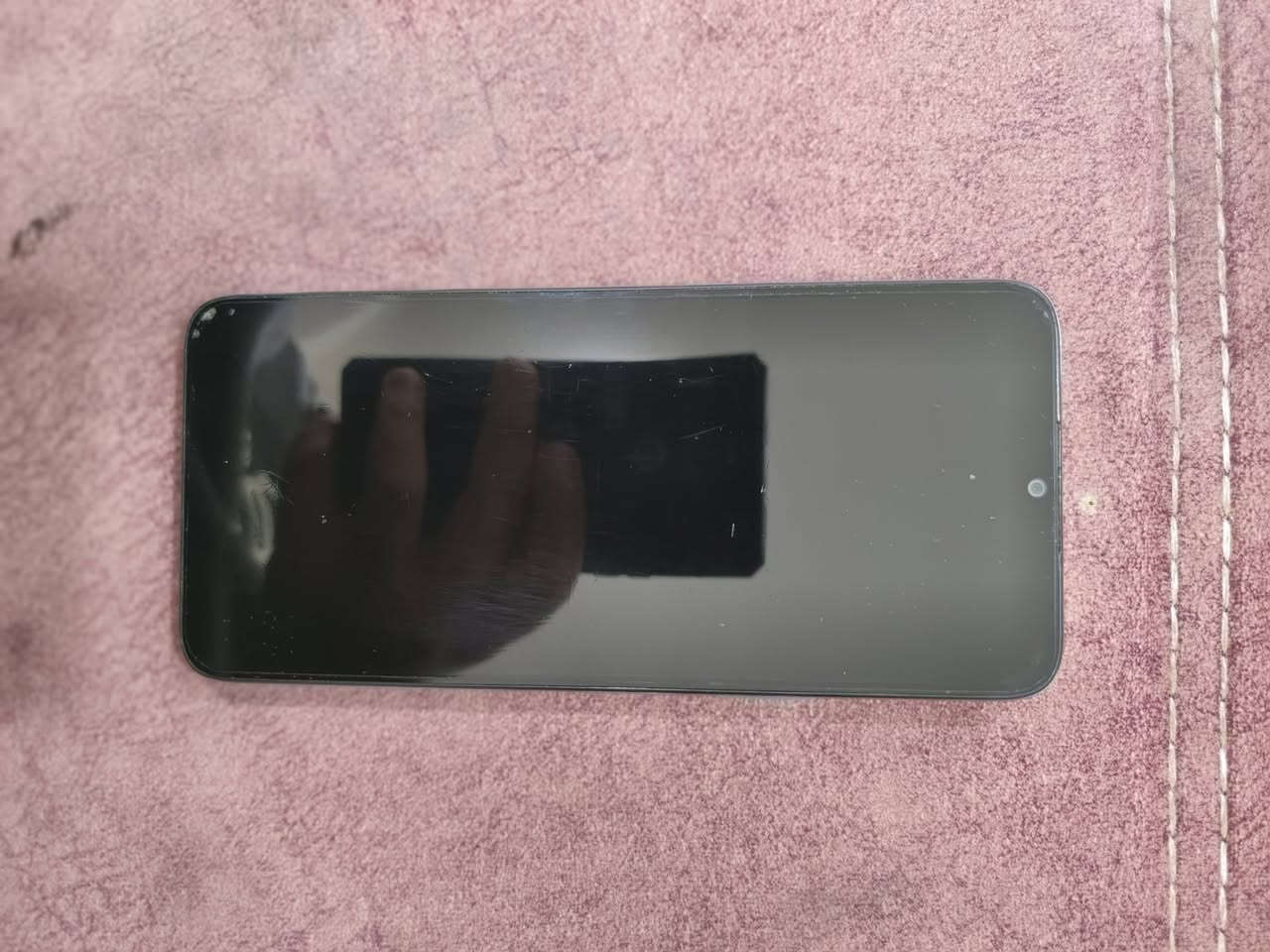 هونر  x6a  
ذاكره 128 برام 6 
بس بي عواج بالشاصي مايبين
سعر 65 وبي مجال


**إذا كنت صاحب هذا الإعلان وتريد حذفه لأي سبب، رجاءا أرسل رسالة إلى الدعم الفني**