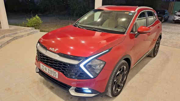 السلام عليكم 
كيا سبورتاج 2023 
 KIA SPORTAGE 2023

مرقم بغداد  / خليجي /مكفولة /  ماشية ٣٦ الف 
مواصفات السيارة : 
🚘 سعة المحرك 1,6L Turbo 
🚘 كير ماوس 
🚘 حساسات أمامية 
🚘 حساسات خلفية
🚘 لايت زينون + LED
🚘 كشافات 
🚘 بك لايت LED
🚘 ويل كب 19 ‼️
🚘 4 دسك
🚘 ماسحة خلفية
🚘 اريل نفكيتر 
🚘 مفتاح التشغيل بصمة
🚘 بصمة دخول الابواب ‼️
🚘 شاشة Apple Car play ‼️
🚘 كاميرا دوارة
🚘 المقاعد مخمل
🚘 حركة المقاعد الأمامية كهرباء
🚘 تدفئة المقاعد الأمامية ‼️
🚘 تدفئة المقود ‼️
🚘 تتسع المقصورة ل 5 ركاب 
🚘 مثبت السرعة Cruise
🚘 المودات والأوامر الصوتية
🚘 أوضاع القيادة  Drive Mode
🚘 فحص أنظمة السيارة 
🚘 حساسات اطارات 
🚘 مقود رياضي جلد حياكة ‼️
🚘 شفتات مقود
🚘 تبريد شاشة 
🚘 قطعتين تبريد
🚘 هاند بريك كهرباء 
🚘 ا ABS
🚘ا Auto Hold  أوتو هولد
🚘ا ISOFIX        ايزو فكس
🚘 نظام مانع الانزلاق
🚘 نظام نزول المنحدرات
🚘 اشارة في المرايا الجانبية
🚘 مخرج منفذ الطاقة ⚡
🚘 ا  Bluetooth / USB
🚘 بردة خلفية 
🚘 شاحن هاتف Wireless 
🚘 تطعيم الدواخل ألمنيوم

السعر : 228 $

رقم الهاتف / واتساب : 0707900  0775
