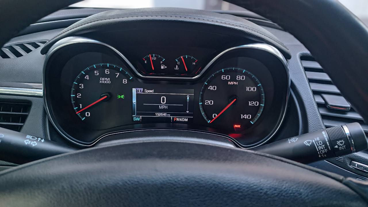 امبالا 2018 V6 مواصفات Lt
بصمة تشغيل عن بعد
شاشة حجم كبير تدعم Apple car play
كامرة خلفية + تحكم استيرن جهتين + داخل جلد اسود
مقاعد كهرباء + لد نهاري  + قاصة السيارة
مكينة كير تبريد مكفولات
سنوية جديد رقم جديد هزة جديد
بيها قطعتين ونص صبغ جاملغ وبونيد ونص جاملغ الخلفي
بدون نقص ادامة كاملة لسيارة ممحتاجة مصرف 
السعر 118 وبيها مجال
مكان السيارة كركوك
الهاتف *********** كركوك, العراق
