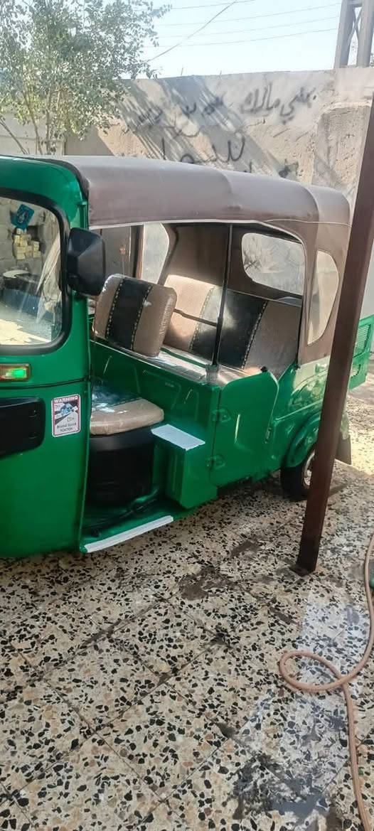 سلام عليكم للبيع تكتك موديل 2022 كفاله عامه رقم وسنويه مكاني بصره 5ميل 
***********
