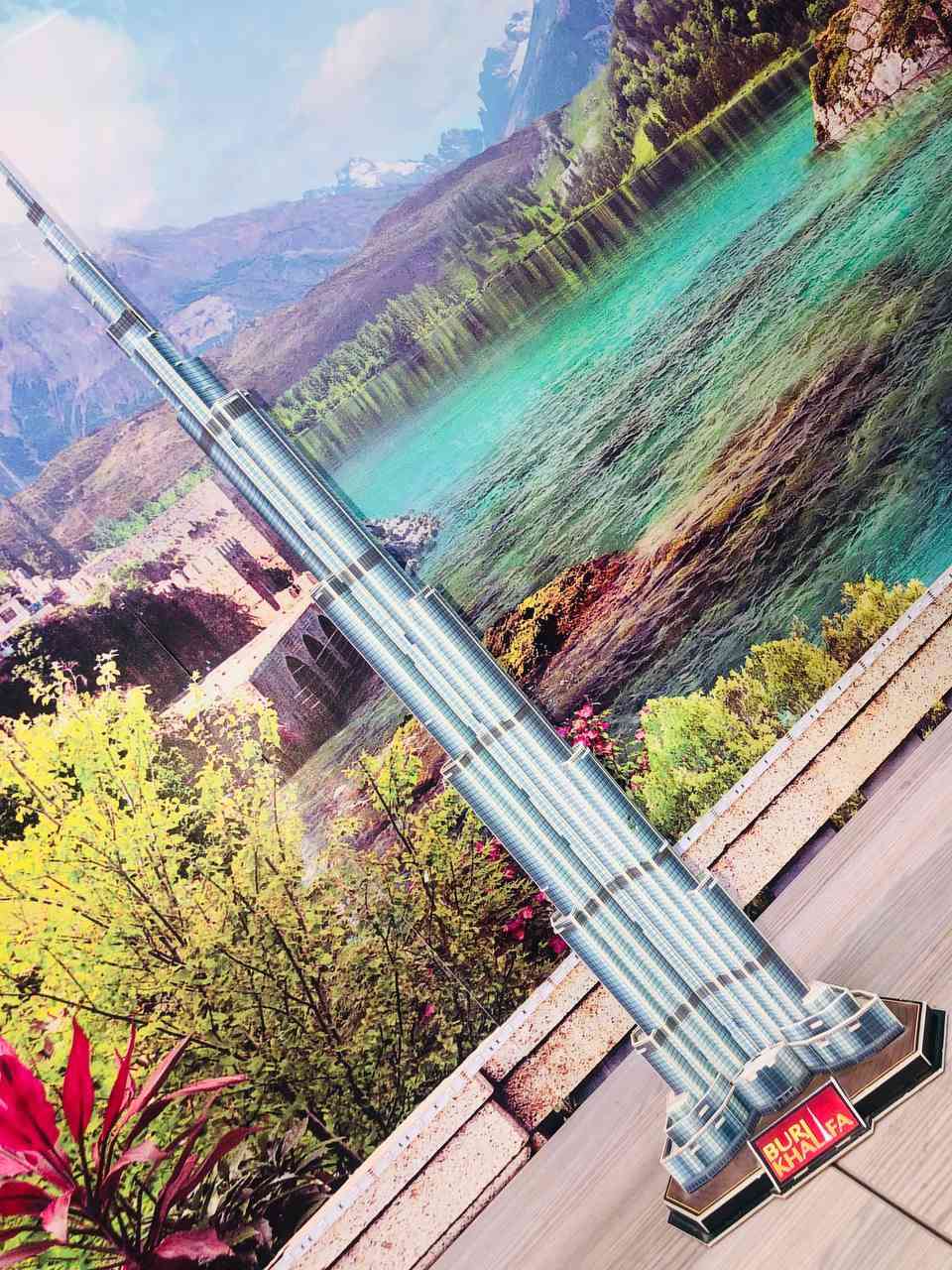 ئەم دیکۆرانە بۆفرۆشتن
بۆ ئۆفیس و ماڵیش بەکاردێت
موادەکەی وەک کارتۆن وایە بەڵام پتەوترن لەو
هەمووی پێکەوە نرخی تەنها ٢٠ هەزارە
شوێن سلێمانی


**إذا كنت صاحب هذا الإعلان وتريد حذفه لأي سبب، رجاءا أرسل رسالة إلى الدعم الفني**