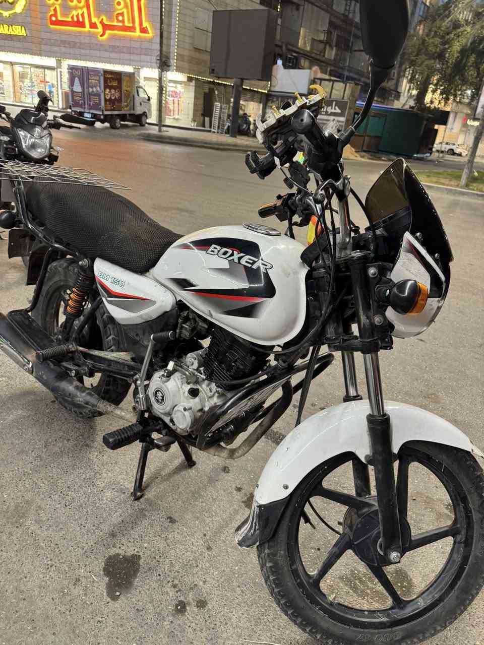 سلام عليكم بوكسر كلاسيك مرقم رقم بغداد تحويل ثاني يوم محرك مجفت وكاله مكاني بغداد للأستفسار ***********
