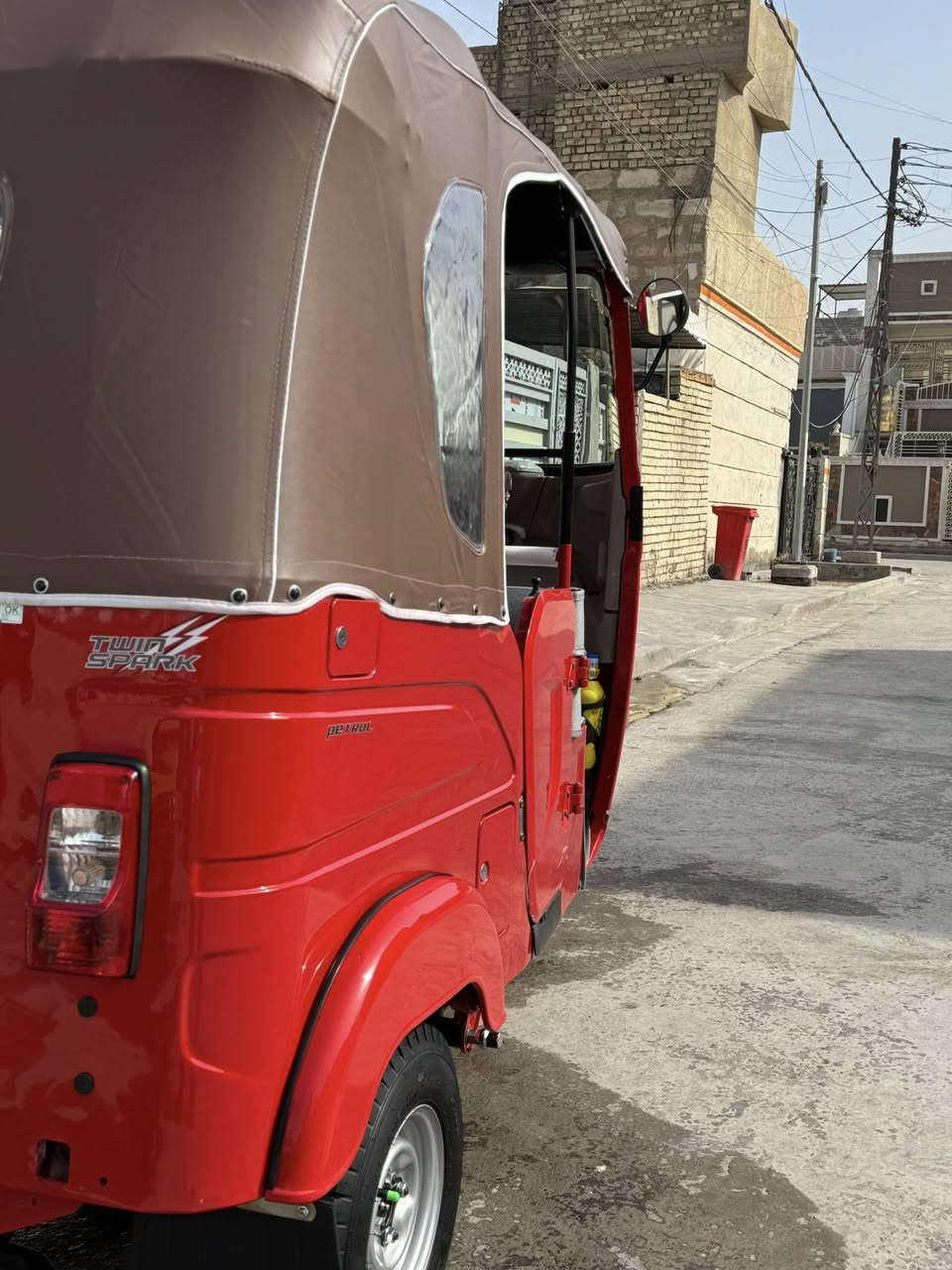 السلام عليكم تكتك زيره 23/11/8 رقم وسنويه بسمي تحويل ثاني يوم تكتك.  مكفوله كفاله مكاني حي الجهاد *********** واتساب
