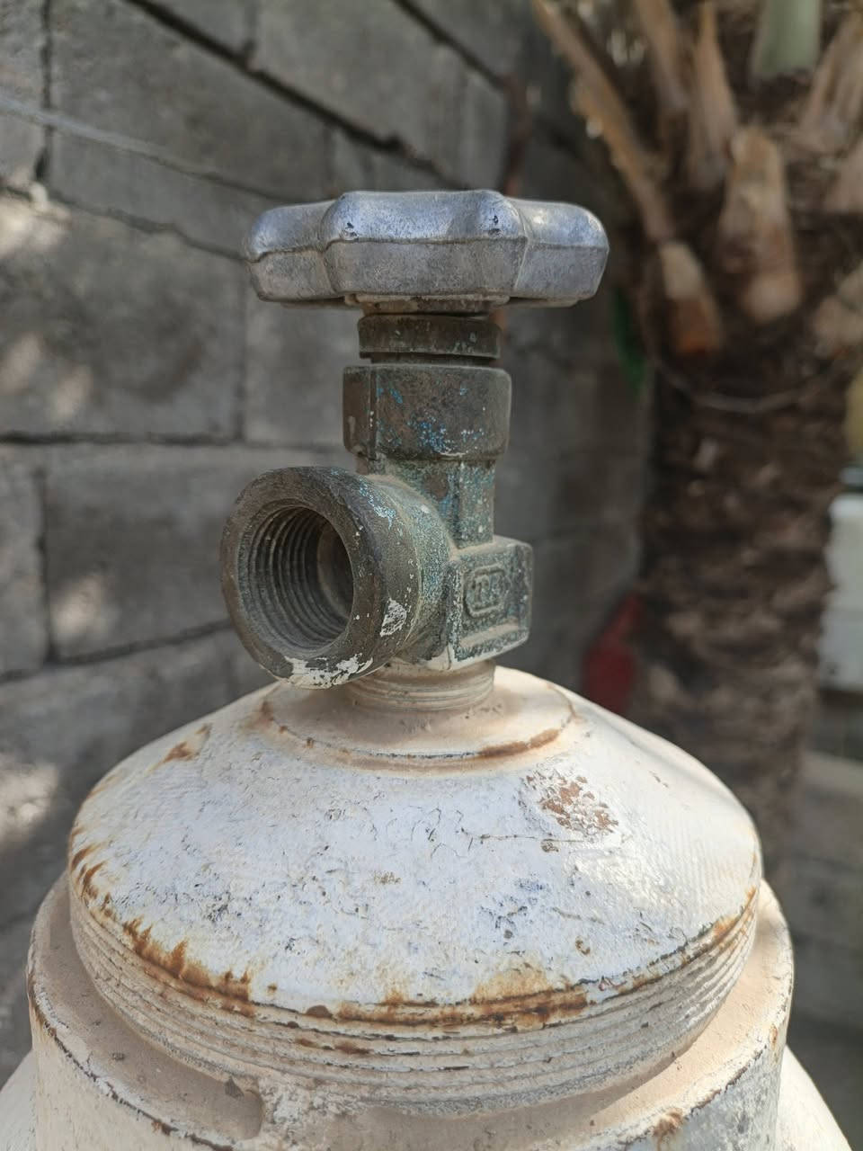 أسطوانة أوكسجين يابانية مع صوندة مزدوجة أمريكية ويدة قطع حديد أمريكية نحاس درجة اولى
ديالى المقدادية 
السعر 150بيهن مجال قليل 
***********
