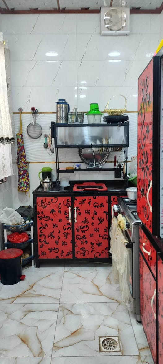 دار للبيع حي السماح الثانية 100 متر كرت بلدية داخل بل تمليك 
مقابيلو حديقة السعر 46 مليون مقابيل الحديقة قرب سايدين 30
الاستفسار انتصل عل أرقام 
***********
***********
موقع المكتب حي عدن شارع التنانير قريب عل صيدلية اليمامة
