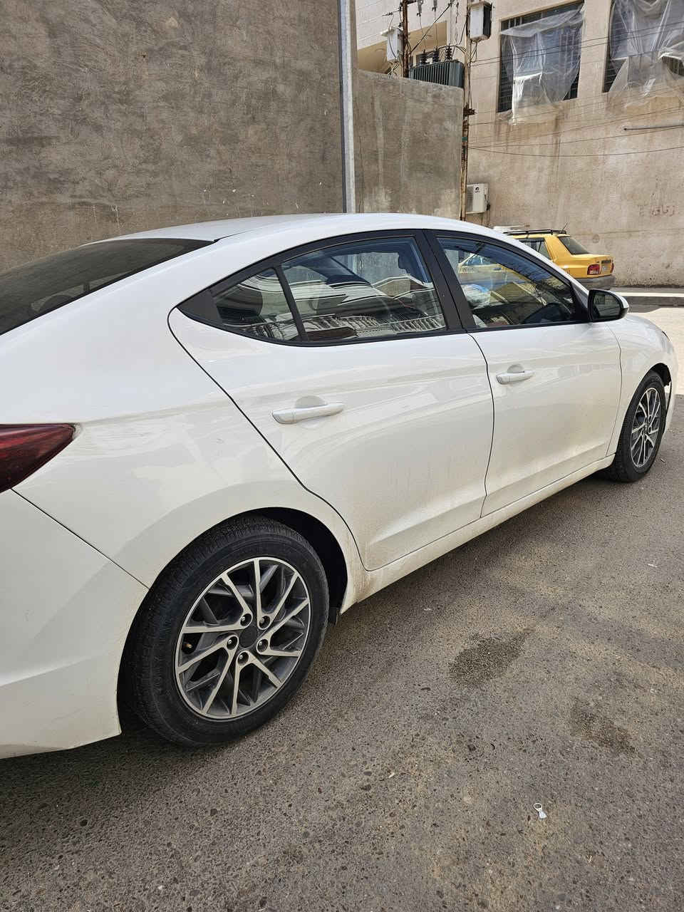 النترا موديل (2020)  ماشيه ١٦٢ رقم صلاح الدين السعر 110 للاستفسار  
***********
