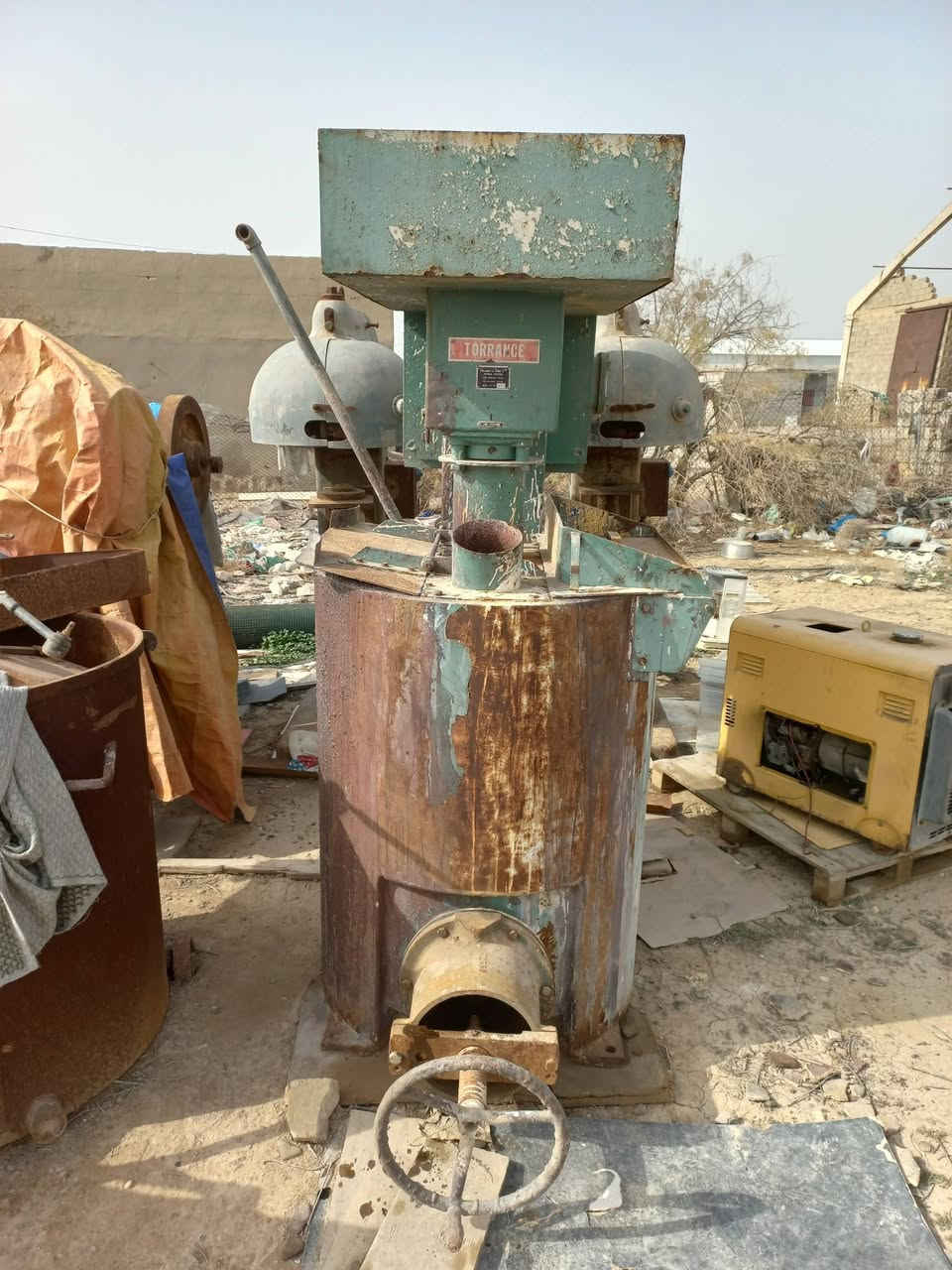 معمل قوطيه للبيع
مع خباطة صبغ
مع 
سيمرات لف قوطيه إيطالي  العنوان بغداد جسر ديالى فلكة سلمان 
*********** اتصال +واتساب
