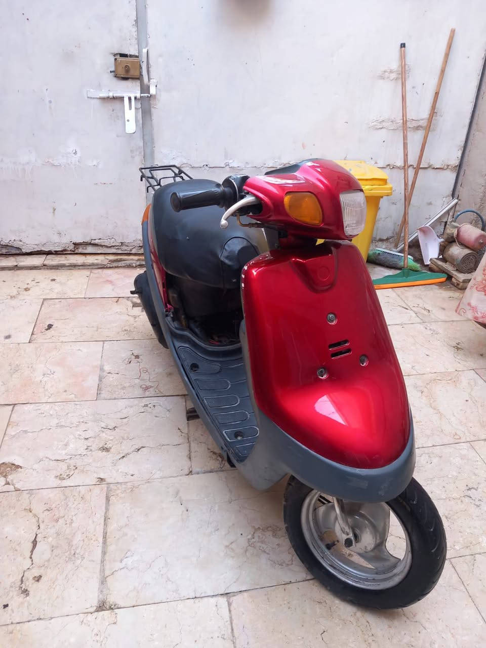 دراجه بطه نضيف ٢٠٠ الف وبيه مجال
مكان نجف حي ابو طالب
للاستفسار واتس ***********.     ***********
