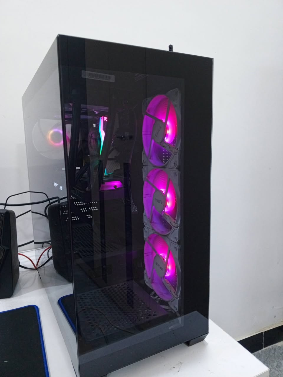 سلام عليكم 
كيس للبيع مواصفات 
CPU i5 13400f
GPU RTX 4060 ti 8g 
M.B H610 ASUS PRIME 
RAM 16g 8*2 3600 DDR4
M.2 1TB 
P.S 650w 
COLR 240m
يوجد توصيل ❤️ 
سعر 1250 قفل 
مليون و250 قفل قفل ❤️


**إذا كنت صاحب هذا الإعلان وتريد حذفه لأي سبب، رجاءا أرسل رسالة إلى الدعم الفني**