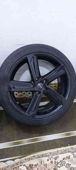 ويل كب  نسيان سنترا موديل ٢٤ تفصيخ جديد هو تاير ماله للبلادي 
سعر ٦٠٠الف 
رقمي ***********
