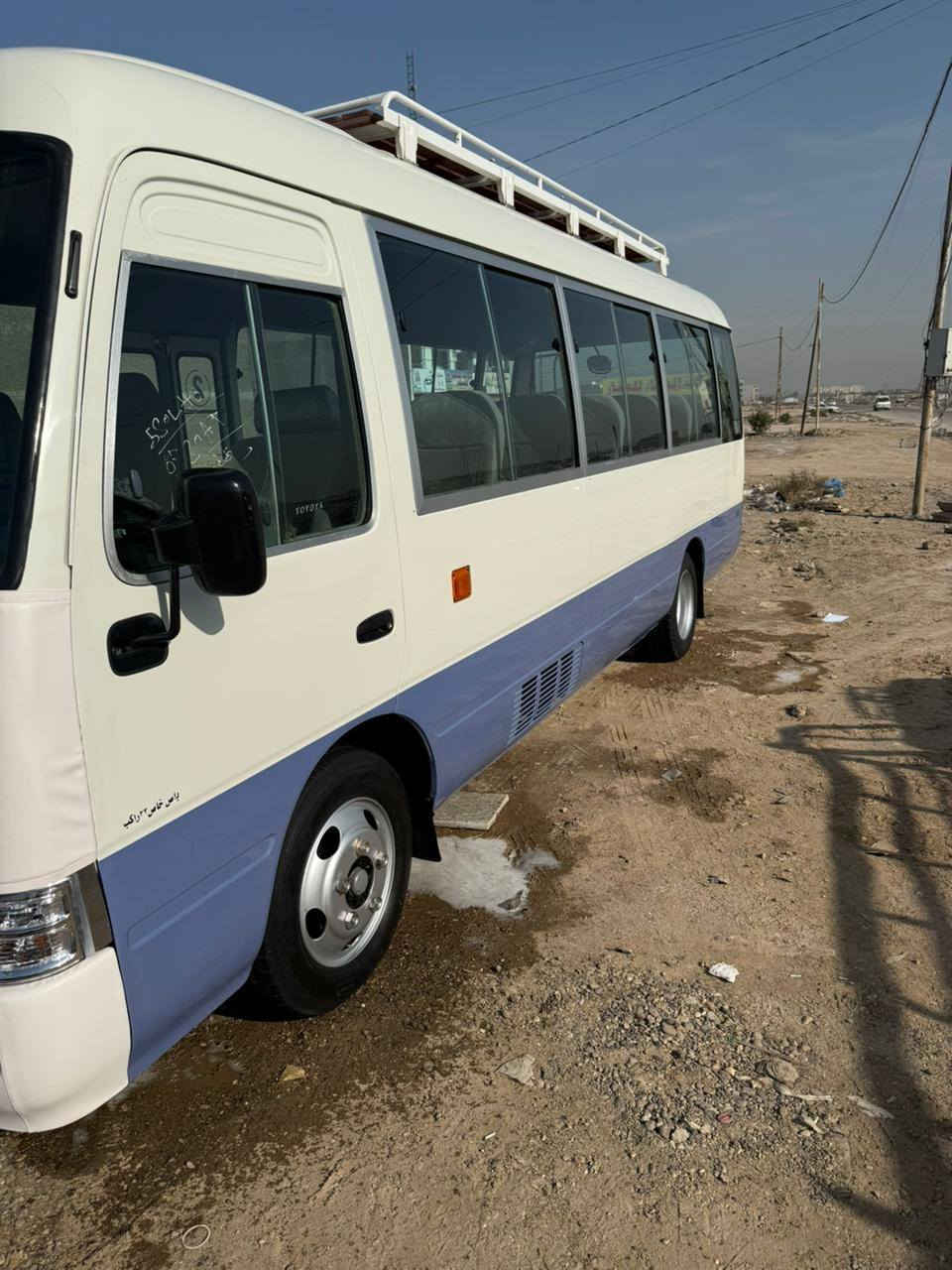 السلام عليكم من رخصت مدير الكروب كوستر للبيع موديل 2015 مكينه وكير والاكسل بي ونه خفيفه منضومه غاز 80 لتر جوبلس ناصي تخم تاير صبغ قليل ما متواجد عل فيس الاتصال على رقم الهاتف ***********
