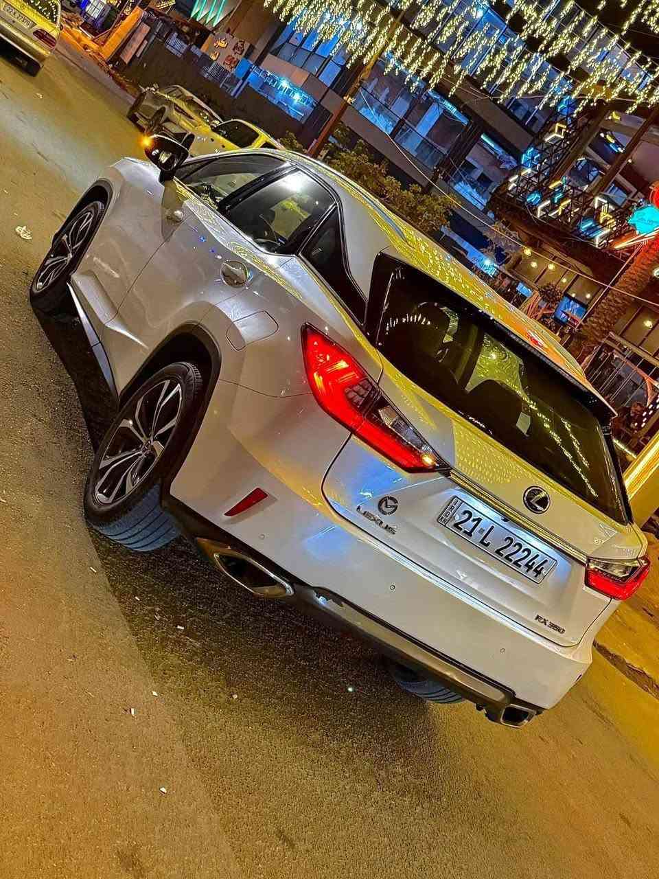 السلام عليكم لكزز RX350 خليجي للبيع مكفول من كير ومحرك وكشر ماشيه 155 الف للاستفسار الاتصال *********** او المراسله على الخاص
