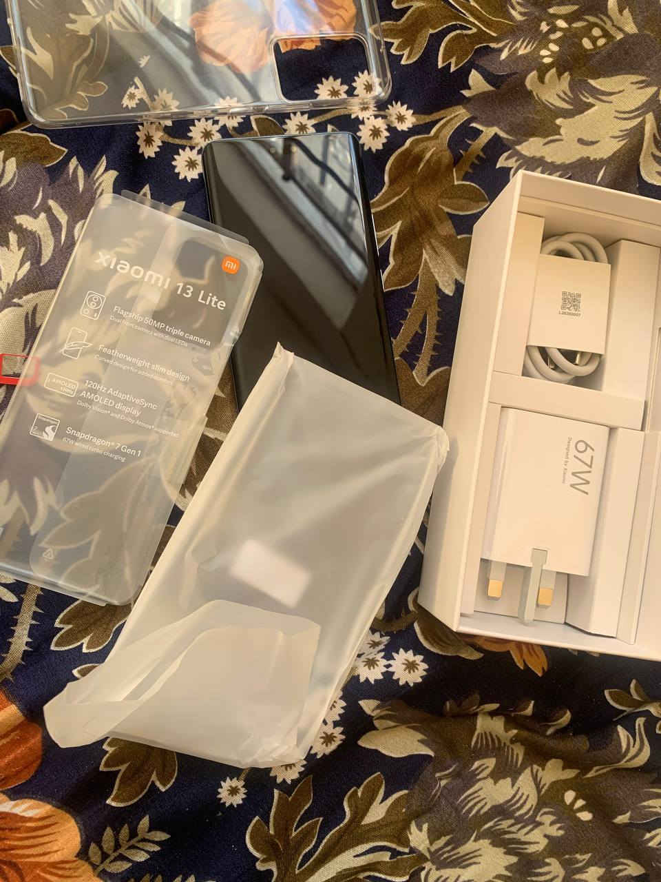 شاومي 13لايت مستخدم يوم واحد فول مواصفات الشاحنة مامستخدمة بعدها
معالج سناب دراكون كامرة 1080+60fp

مراوس أو بيع قيم ومبارك عليك


**إذا كنت صاحب هذا الإعلان وتريد حذفه لأي سبب، رجاءا أرسل رسالة إلى الدعم الفني**