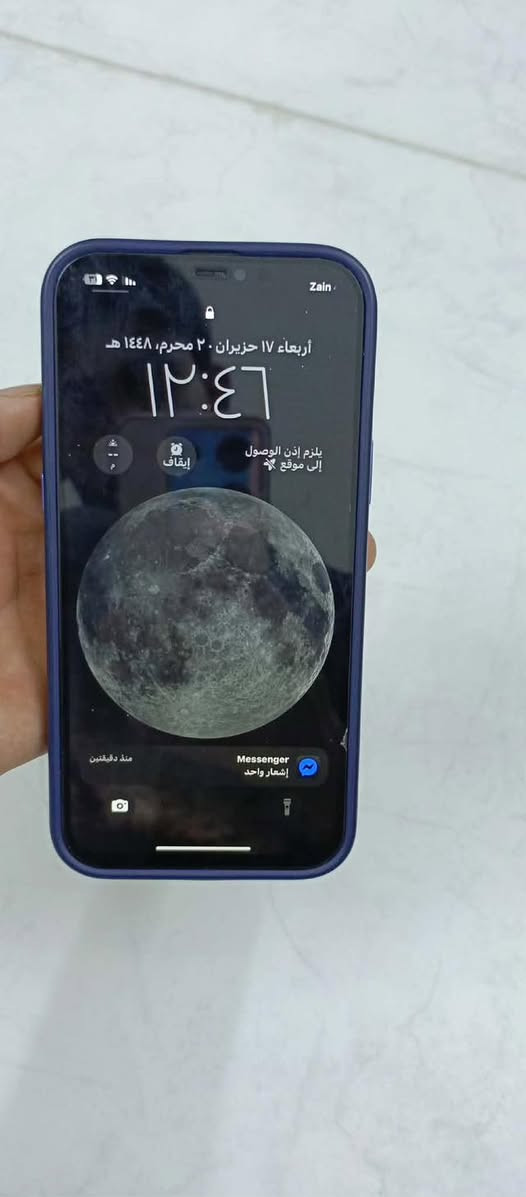 ايفون ١٢برو ماكس ذاكرة ١٢٨
امبدل بطاريه وشاشه اصليات بطاريه ١٠٠ نوعيه كلش زينه 

ولشاشه القديمه موجوده طلع بيها خط اخضر وبدلتها  كامراته كلهن شغالات  

سعره ٢٧٠ وبي مجال قليل مكاني بغداد  ***********
