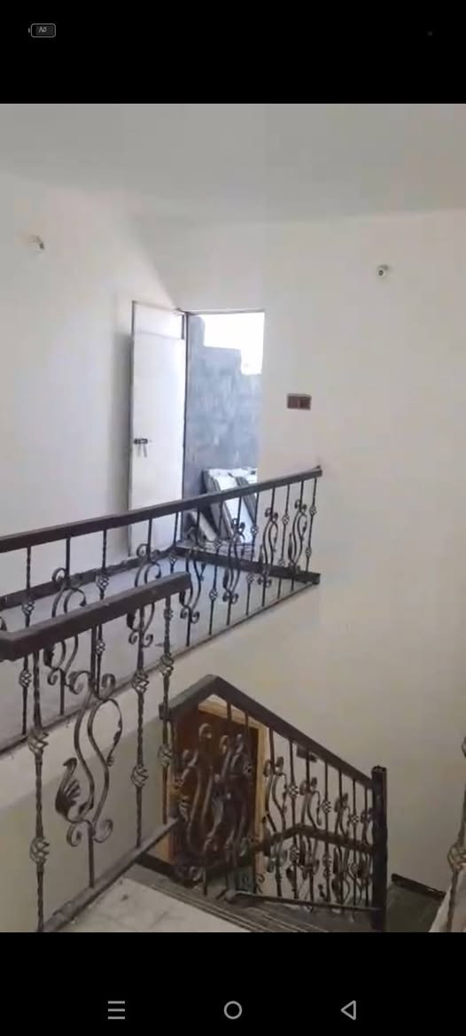 ▪️بيت للبيع مساحه 70م - 3طوابق بناء نظيف
▪️الموقع الحر الكابينات يبعد عن التبليط 200م

▪️يتوفر كافة الخدمات متوفره مدارس مستوصف اسواق

-يحتوي على 3غرف نوم استقبال صاله مطبخ صحيات عدد 2 

-طابق الثالث يحتوي على سطح +مخزن

▪️جنس العقار طابو زراعي سند 25 إقرار محكمة 

▪️السعر 75

☘️يوجد تصوير للبيت ☘️

▪️ للاستفسار اكثر مراسلتنا خاص


**إذا كنت صاحب هذا الإعلان وتريد حذفه لأي سبب، رجاءا أرسل رسالة إلى الدعم الفني**