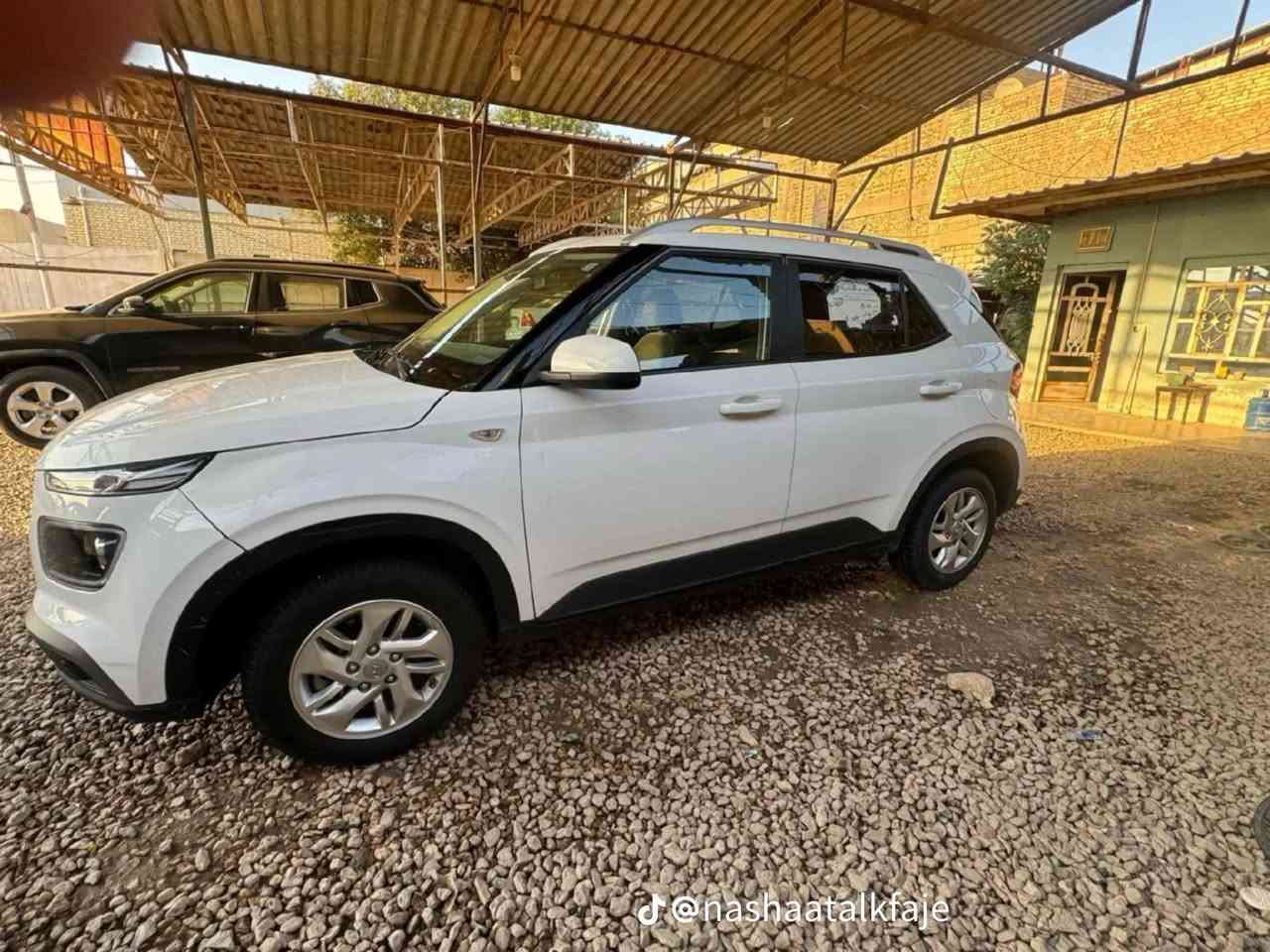 السلام عليكم
هونداي فينو 2024 ابيض للبيع او المراوس بشي اقل
حادث ربع بنيد وربع جاملغ صور الحادث بالمنشور سونار موجود ايضاً
مواصفات عاديه
كامره شاشه
انضمه قياده
كروس سرعه
تحديد مسار
حساسات خلفيه
ويلكب
والمواصفات المعروفه
مرقم بابل جديد
مكان بابل الحله
السعر 143 وبيهة مجال
مامتواجد على الفيس
*********** واتساب
