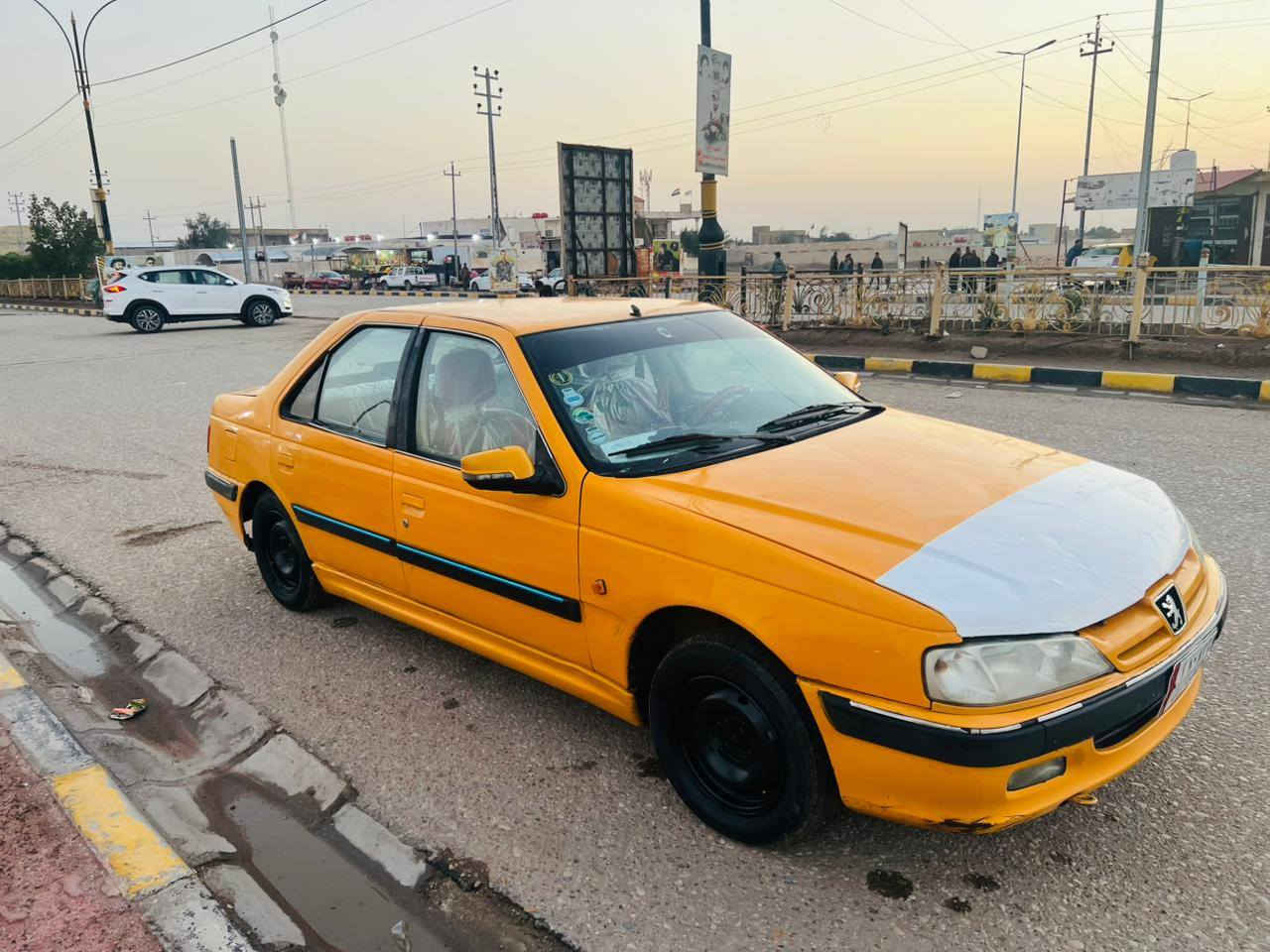 السلام عليكم بيجو بارص مديل 2018 مكفوله من كلبه وضربه وتبديل محرك وكير مكفول لايبخر ولا ينقص حداده جديده تخم تاير كهربائيات كله شغاله تبريد وتدفه شقالهت مصفره هيه وغرامات وصولات موجوده شاشه تحكم ستيرن فول مواصفات لسعر 39 لشراي يتصل  ***********  بي واتساب مكاني العماره
