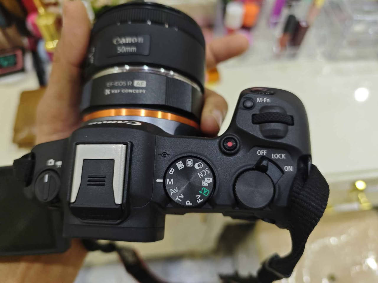 ‎كاميرا كانون r8  فول فريم استخدام قليل جدا  مع عدسات 50و70-200 الاصدار الثاني فتحة 2 كل شي بسعره‎ Singapore


**إذا كنت صاحب هذا الإعلان وتريد حذفه لأي سبب، رجاءا أرسل رسالة إلى الدعم الفني**