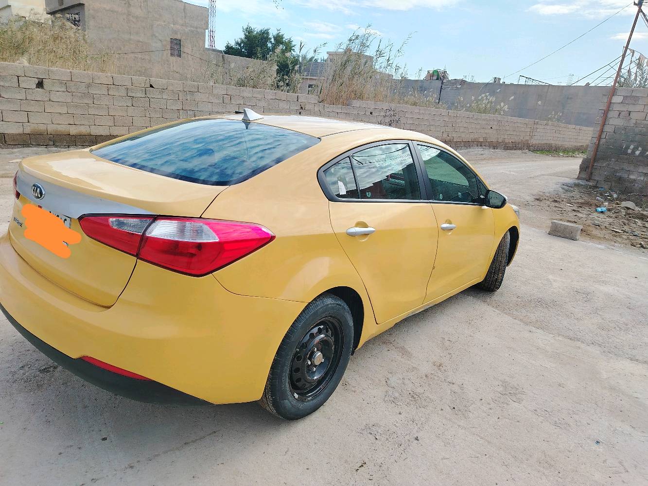 سلام عليكم كيا فورتي 16 للبيع
مواصفاته نص فول

تحكم استيرين جهتبن

دشبول صاج

اشاير بل مري

كامره بلاديه فول

شاشه

دسكات 4

محرك دوش 1800
سياره ماشيه 145 الف
رقم بغداد جوال مو خط

كير محرك كفاله

سعره 107 وبيه مجال

*********** وتساب

*********** وتساب
