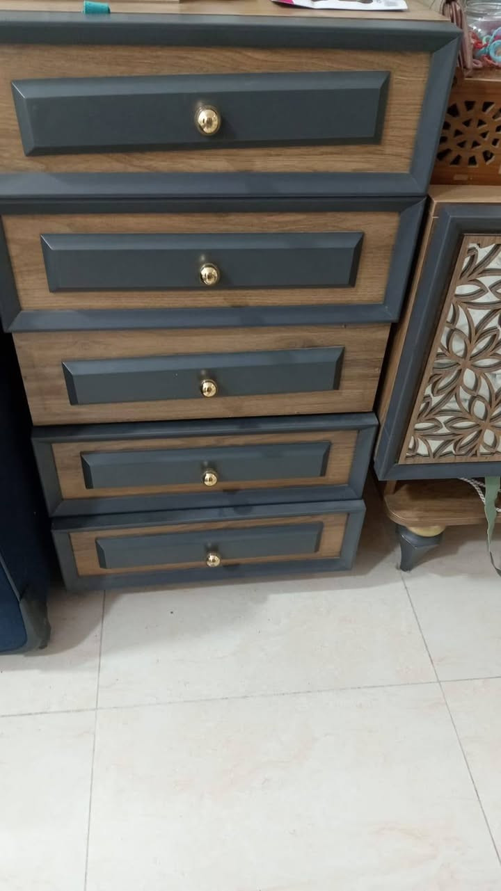 غرفه 8قطع  تركي  نضيفه  اخت الجديده  السعر 450


**إذا كنت صاحب هذا الإعلان وتريد حذفه لأي سبب، رجاءا أرسل رسالة إلى الدعم الفني**
