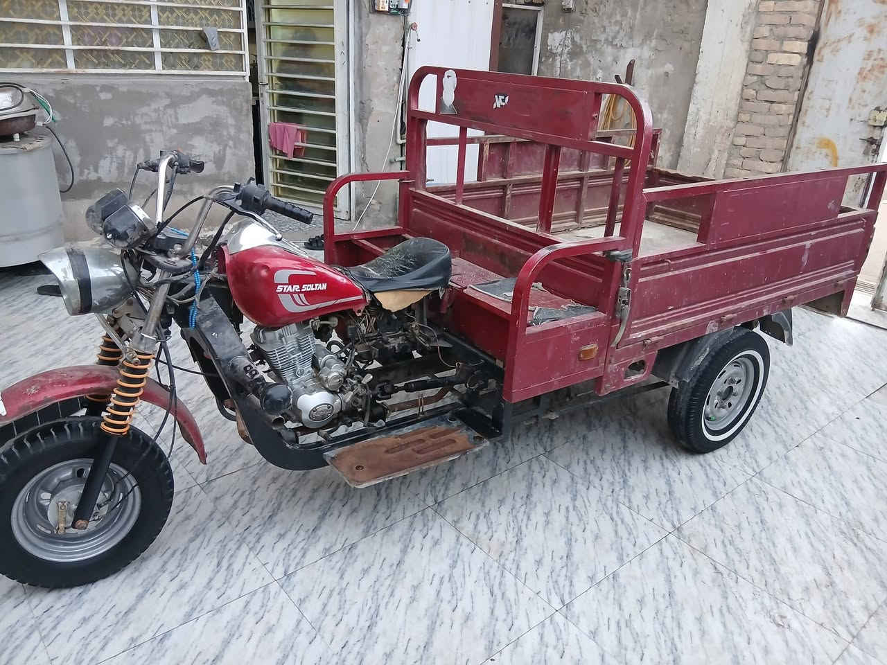 ستوته للبيع موديل  21جاهزه شاصي مكفول وبدي وكهربايات شغاله المكان ميسان حي الوحده السلاميه اتصل عله رقم ***********
