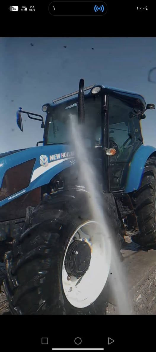 مكينه نيوهلند للبيع موديل 2014 حجم 110نص اوتوماتيك 
مع فدان السعر 25مليون 
إتصال على الرقم
‏‪***********‬‏
