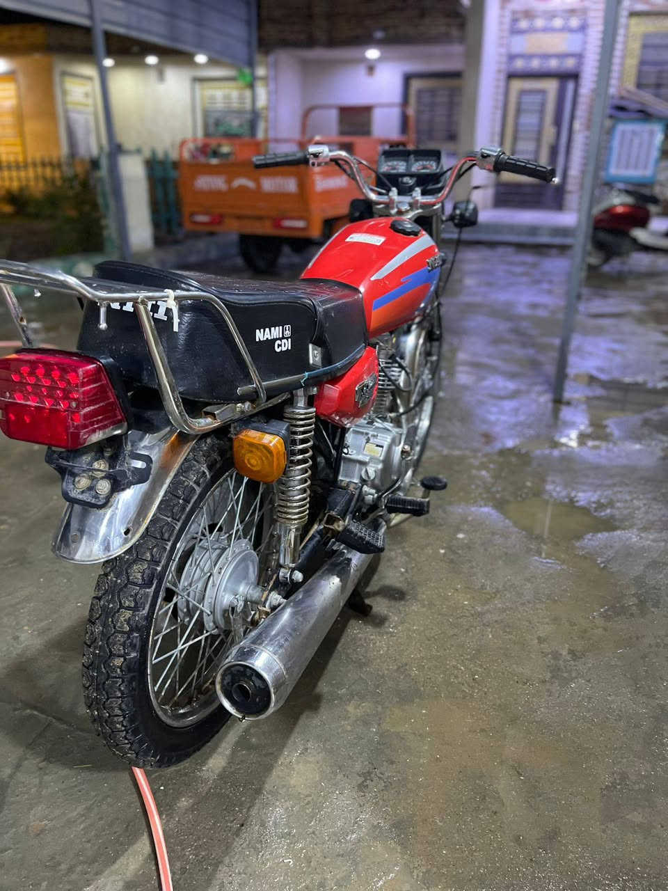 سلام عليكم دراجه نامه بدون مكفوله عشاير مديل ٢٤ دراجه جديدة ب٨٠٠ وبيه مجال


**إذا كنت صاحب هذا الإعلان وتريد حذفه لأي سبب، رجاءا أرسل رسالة إلى الدعم الفني**