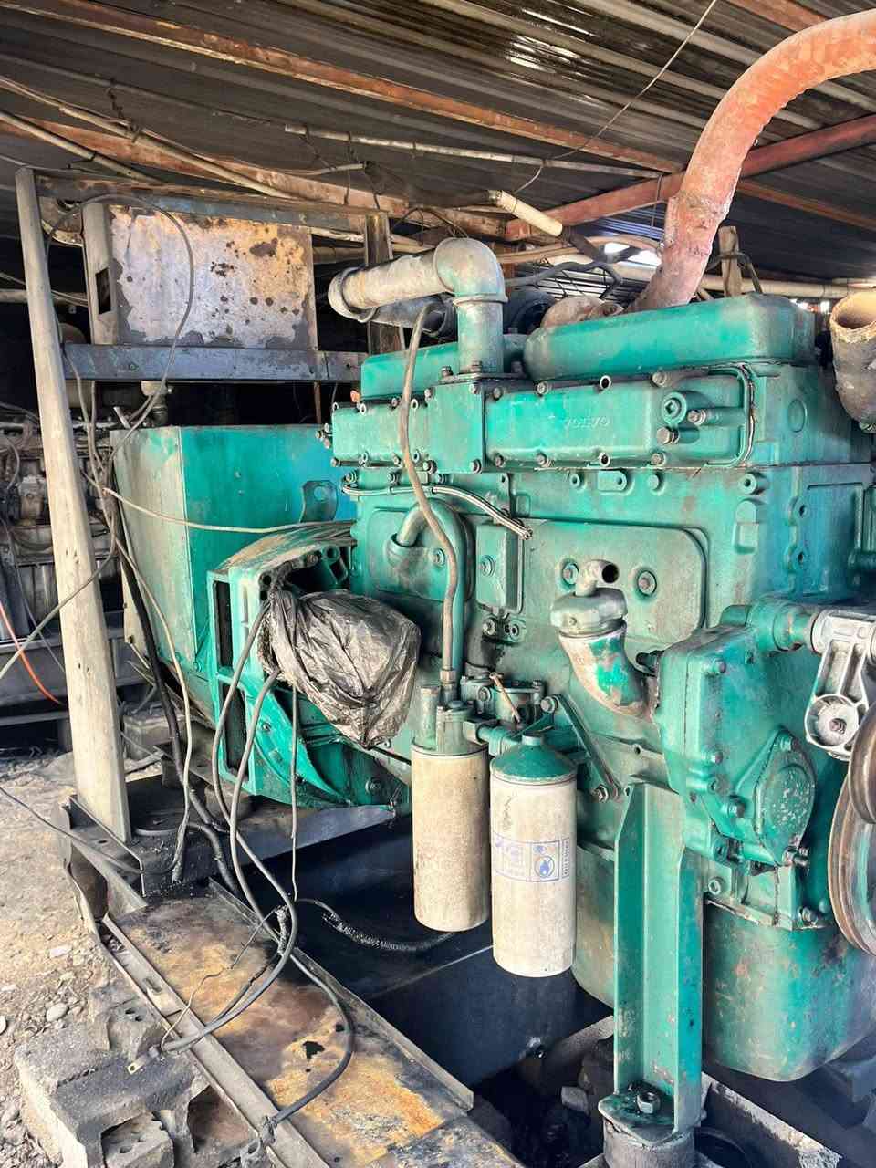 سلام عليكم من رخصة الأدمن		...….
مولد فالفو دي سبعة D7
راس توليد مضلع تك بوربرن 180 كي في
بيها بخار بسيط
السعر 20 ورقة
للتواصل ***********
***********
