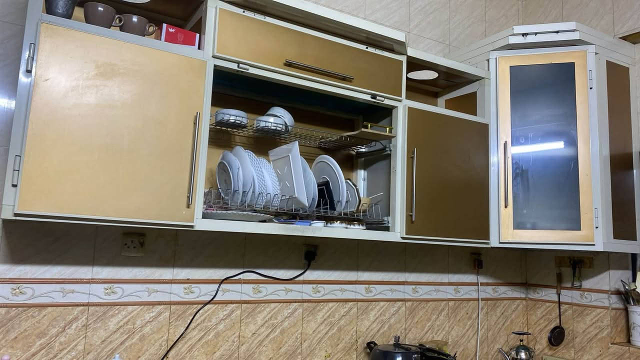 مطبخ  للبيع نظيف
مكان 📍 بصره طويسه

رقم الهاتف :***********

الطول 2.33

ب 1.90

السعر : 450 الف
