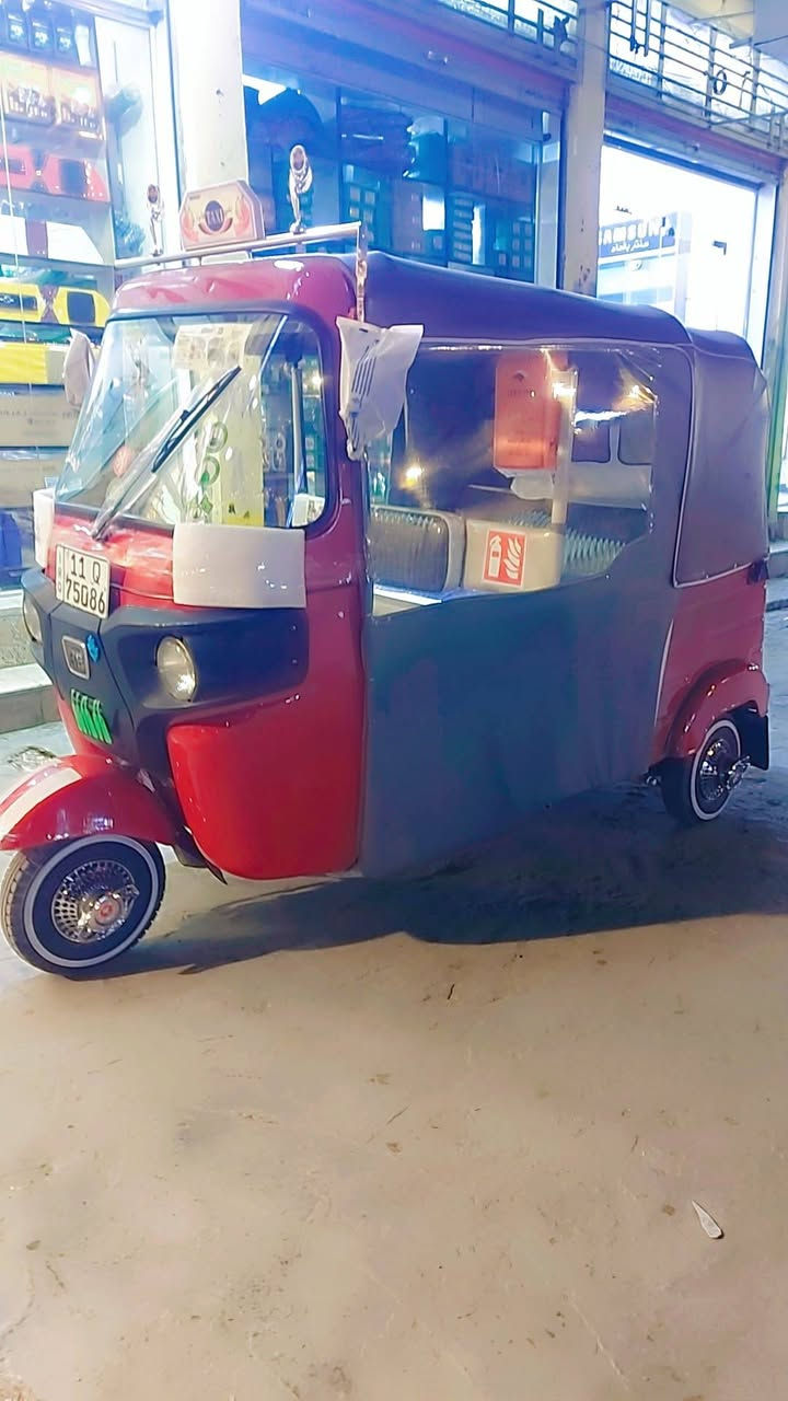 السلام عليكم تكتك للبيع مديل 2018 رقم وسنوية باسمي تحويل مباشر ***********
