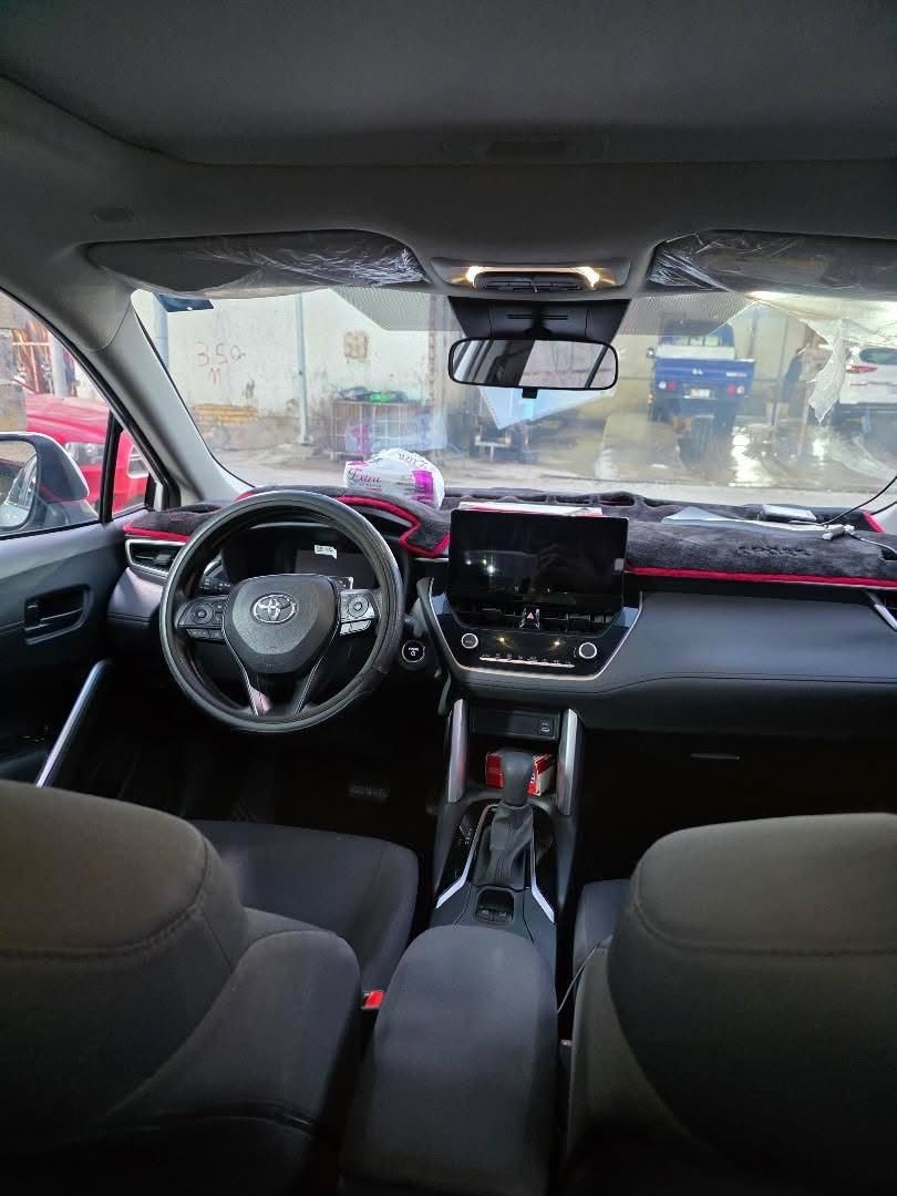 أسلام عليكم مكفل بأل نشر.                                                كورلا كروس موديل 2025  ماشية 10.000. مكان السيارة بغداد. بيع فقط بدون مراوس.

*********** واتس اب
