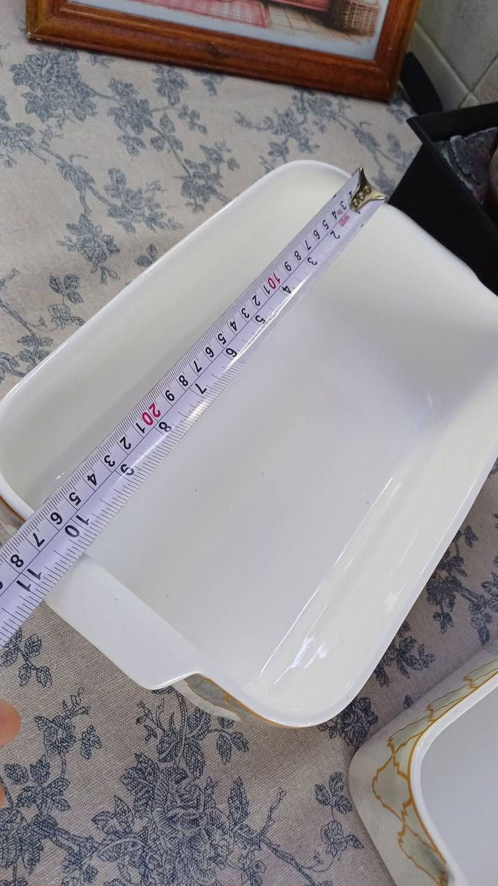 🎊 بايركسات اسباني مجربة تجننن بالاستخدام وعميقة عمق ٤ اصابع 
قياس الكبير ٢٦ سم ب٩٠٠٠
القياس الوسط ٢٣ سم ب٧٠٠٠
البايركس المنقط قياس ٢٧ سم ب٧٠٠٠
توصيل كل العراق ب٤٠٠٠


**إذا كنت صاحب هذا الإعلان وتريد حذفه لأي سبب، رجاءا أرسل رسالة إلى الدعم الفني**