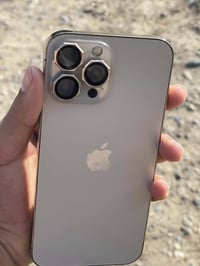 13 برو ماكس للبيع بلادي على ايدي بطاريه 84  ذاكره 256 / اتصل 078247210...