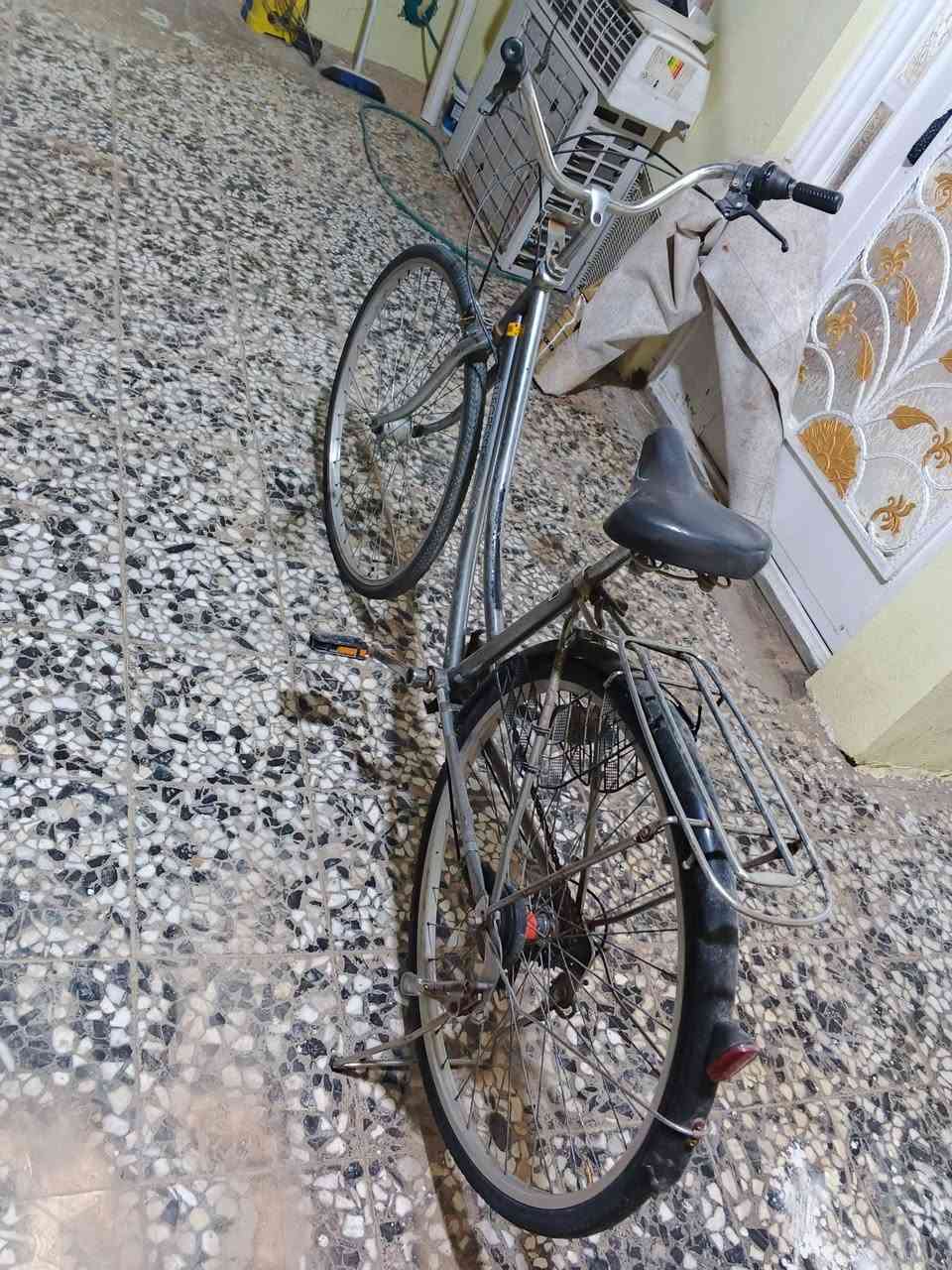 سلام عليكم بيسكل البيع                                                من ارخص البايسكلات في النجف البيع مستعجل                     الباسكل بس رايدلة تبديل مكينة ب 5 الف فقط                    سعرة 50 الف


**إذا كنت صاحب هذا الإعلان وتريد حذفه لأي سبب، رجاءا أرسل رسالة إلى الدعم الفني**