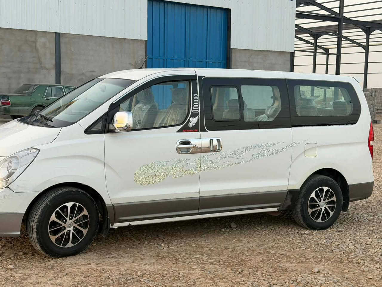 سياره هونده استاركس 2010 كفاله سياره استخدام شخصي جديده بمعنه الكلمه رقم انكليزي سنويه اله 2030 مواصفات فول المكان واسط قطعه واسط قطعه صويره اني مكلف بنشر *********** السعر 148رقم بغداد
