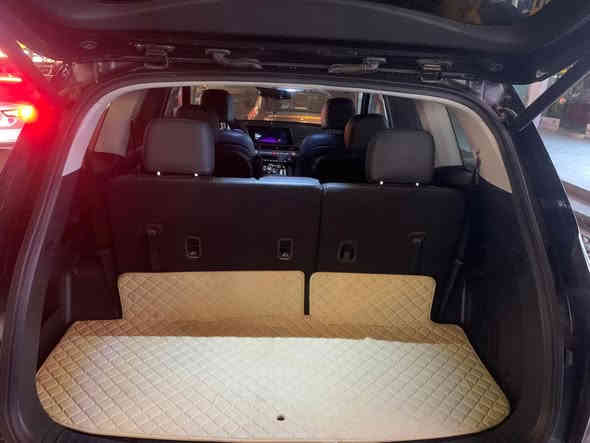 سلام عليكم للبيع فقط 

كيا تلورايد2024 فول مواصفات 1/1
رقم بغداد
مكينه 6 سلندر  كفاله عامه 

مواصفات :-بصمه
 -سلايد
-كشنات جلد وكهرباء وتدفئة وتبريد -
هيتر ستيرن 
كاميرا دواره
 -تبريد منفصل مركزي ثلاث قطع
 -كشنات منفصل سياحي 7 راكب -
5 انظمه قياده -شاحن لاسلكي -
جنطه كهرباء -
ويل كب كروم 
اشاير مري وشفط-
حساس خلفي-
فور ويل
اوتو ستوب -
اوتو هولد
 -سايد بريك بصمه -
تشغيل عن بعد
ماشيه ٣٢ ألف ميل 
الحادث
بارد في الحافة الأمامية للبنيد 
وبارد في چاملغ الأيسر
بدون إيرباگ
السعر 340$ورقة
رقم التلفون:***********
