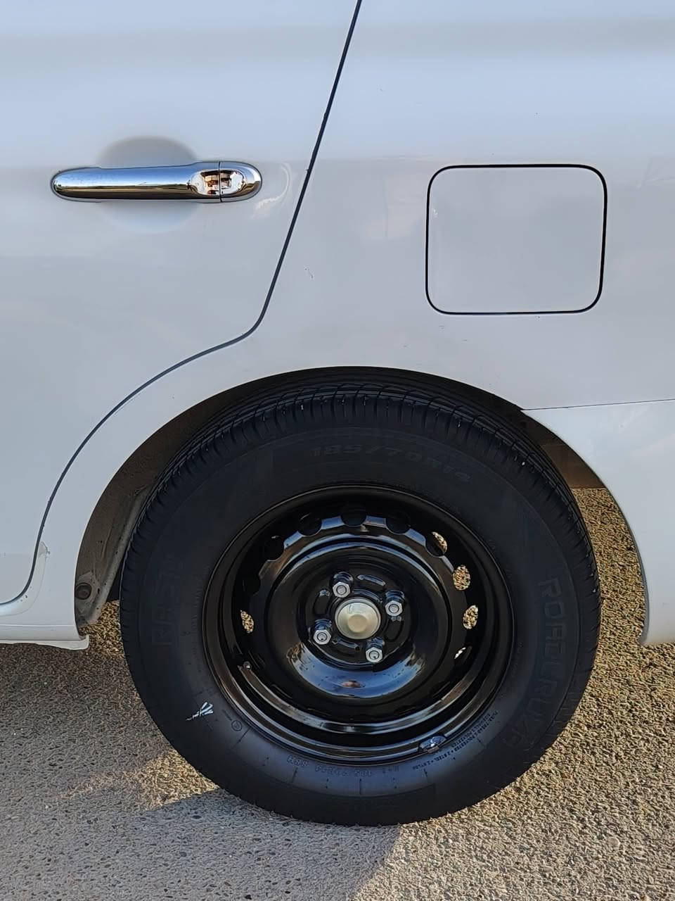 السلام عليكم ورحمة الله 
للبيع نيسان سني ٢٠١٩ هندي 
رقم بغداد انكليزي هزة جديدة سنوية ل٣٠٣١
السيارة كفالة عامة عداد مكانين بارد 
مكفولة من الضربة والصبغ والتبديل
فول مواصفات مال سني 
حساسات 
تحكم ستيرن 
ماشية ٦١ الف 
عارضها ب١٠٩ وبيها مجال بسيط 
مكاني السيدية 
الشراي يتصل ويدلل 
***********
