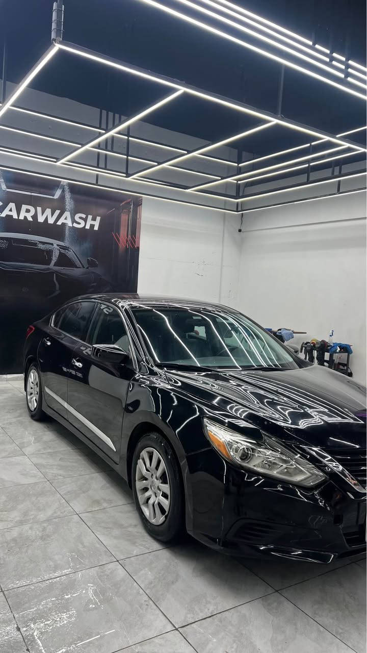 🚗 نیسان ئاڵتیما 2017 بۆ فرۆشتن 🚗

🔹 مۆدێل: 2017
🔹 ڕەنگ: ڕەش (وارد ئەمریکی 🇺🇸)
🔹 مۆاسەفات: شەغالە (ب سوویچ پێدبیت)، بەسمە، کامێرا، کوشنێ سایەقی یێ کارەباییە.
🔹 غرامە: د ناڤبەرا 1300 بو 1400 دولار غرامە ل سەرە
🔹 ڕەقەم شاسێ: 1N4AL3AP3HN326470

📍 جهـ: زاخۆ
📞 تەلەفۆن: *********** زاخو, دهوك
