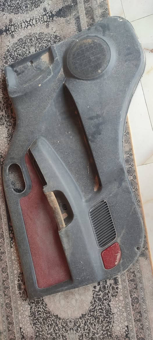 غراض تفصيخ باب جهة السايق بنكو حمل 
جامه ب 40
مكينة جام وماطورها كامله ونضيفه ب 25 
سنتر لوك شرط الشغل ب 25 
ضفيره كامله ب 25
بطانه نضيفه مابيها كسر ب 40 غراض تفصيخ وبيهن مجال 
المكان شطره


**إذا كنت صاحب هذا الإعلان وتريد حذفه لأي سبب، رجاءا أرسل رسالة إلى الدعم الفني**