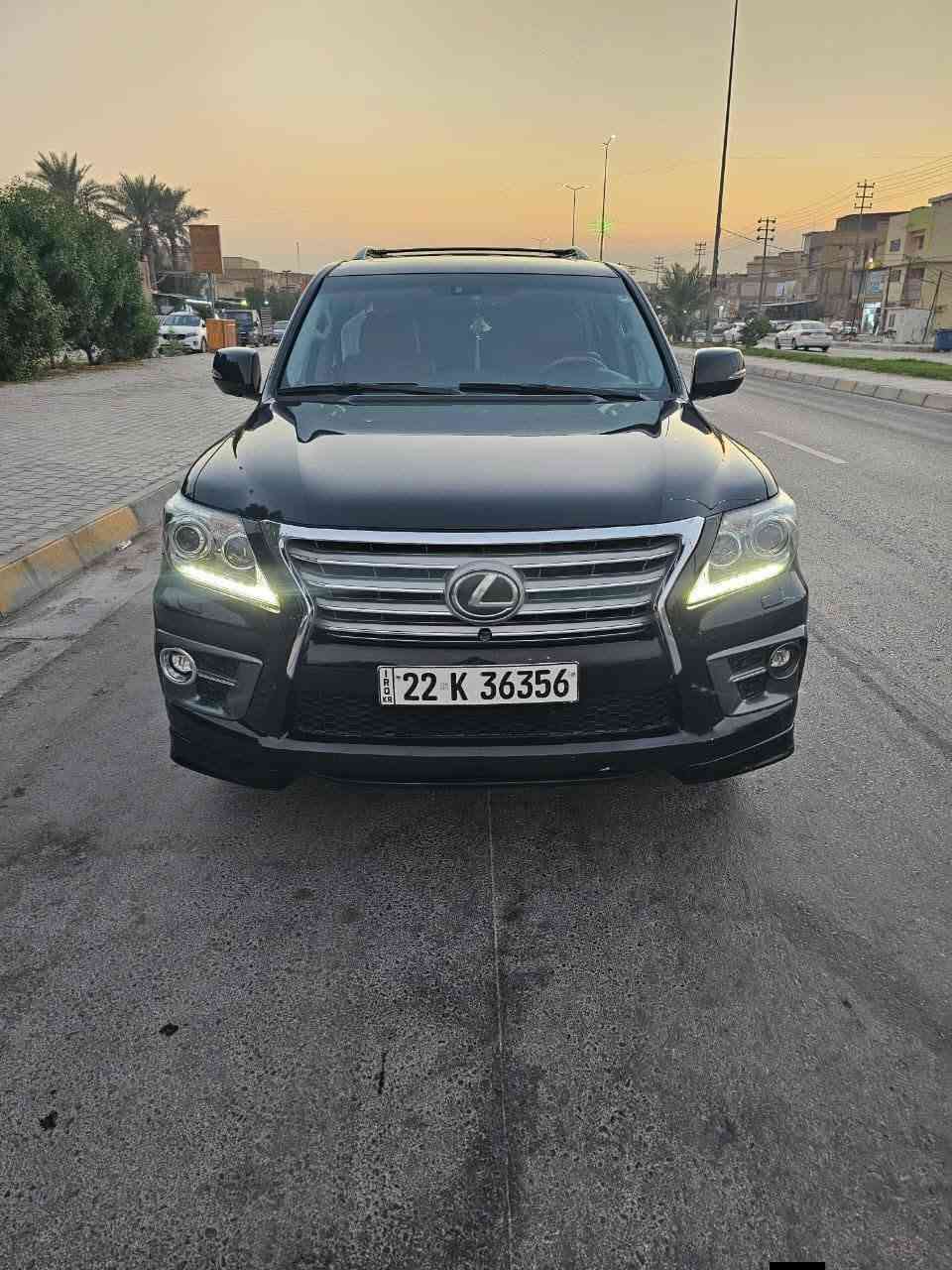 العنوان كربلاء 

بريم LX570 SUPER SPORT 
موديل 2013

مواصفات اللكزز معروفة:
مكينة 5700
6 وضعيات قيادة
7 راكب
ثلاث قطع تبريد
تحكم فور ويل
نظام المساعدة في صعود ونزول المنحدرات

داخل جلد مشمشي 
كراسي خزن ميموري 3 وضعيات 
تدفئة وتبريد كراسي
خمس كاميرات 360
ويالة نيكل
حساسات امامي خلفي
جكات تصعد وتنزل 
لايتات LED اوتو متفاعلة 
رادار 
مانع اصطدام
مري كهرباء وشفط
فتحة
داتا شو
ستيرن كهرباء
جنطة كهرباء
كراسي الصف الثالث كهرباء
بردات خلفية
شاشات خلفية 
تحكم بالتبريد الخلفي منفصل
سماعات mark levinson 
وبعد بيها مواصفات اهواي 

السياره كفاله عامه كير مكينه حداديه تخم تاير 
تبريد تدفاه كفاله 
مكفواله من ضربه تبديل صبغ بارد شخط كفاله 

موبايل / ***********
السعر/358وبيها مجال
