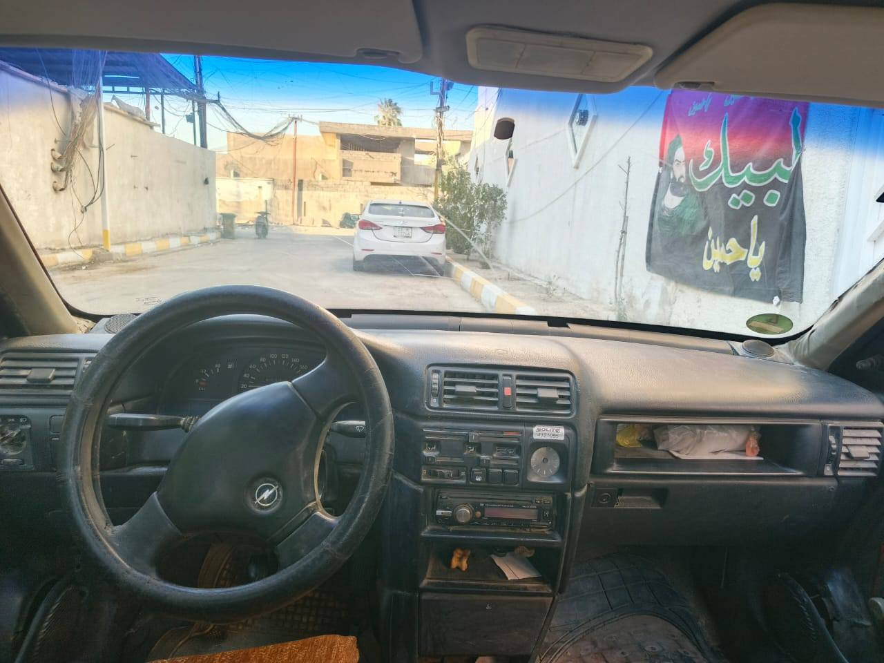 السلام عليكم
اوبل فكتره 1992 محرك 1800 السعر 27
***********
