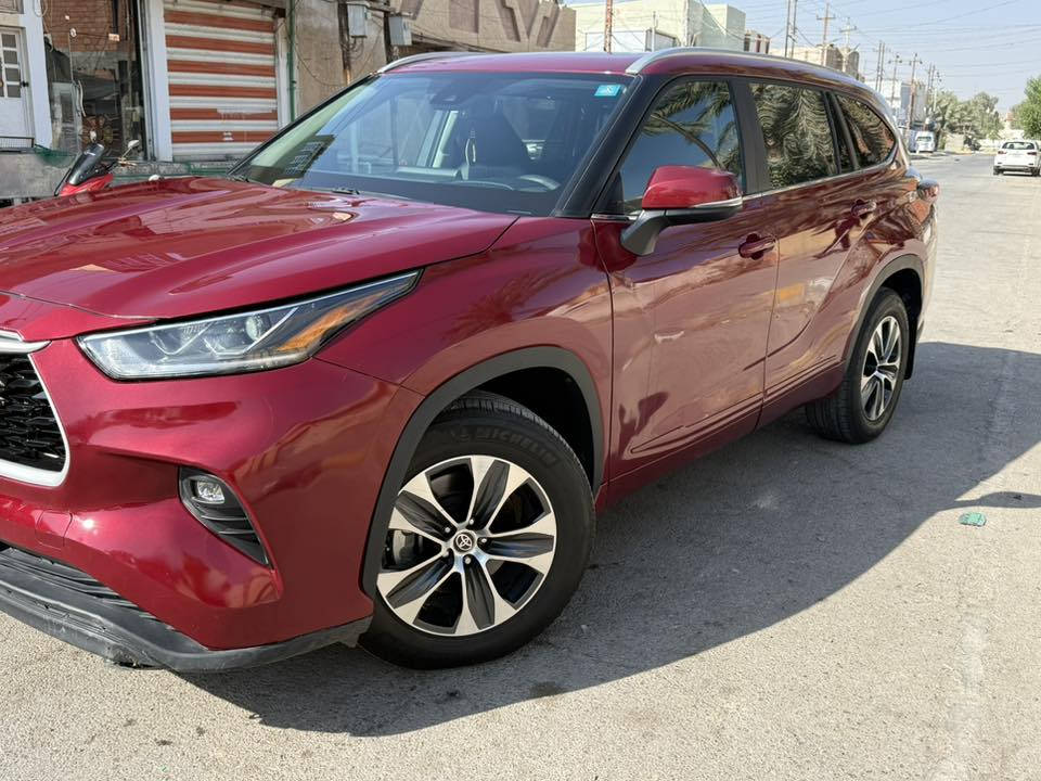 السلام عليكم … للبيع
تيوتا هايلندر لون كرزي موديل 2024 بانزين 

فول مواصفات بلاك … ماشية 13 الف كيلوا متر بعدها زيروا …

كشنات كهرباء جلد 

تدفئة درگة وكشنات ومري جانبية 

فتحة بالسقف 

محرك 2500 تيربوا 

تحكمات سترين تحكمات بكل مكان بيها 

رقم بغداد باسمي 

حادثها جانبي جاملغ مبدل ومن راشي ماخذ ربع من الباب مال السايق 

سيارة مال جني وع ايدي كلش حلوة شرط بحياتها مشايفة البانزين العادي والدهن العادي كلة محسن ودهن اصلي وكالة 

بسعر 290$ وبي مجال للشراي 

مكاني ديالى بعقوبة للتواصل *********** وتساب
