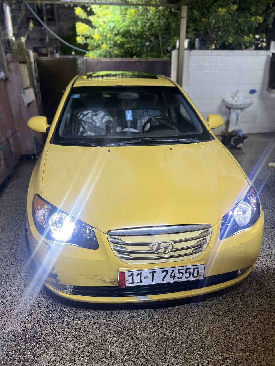 السلام عليكم 
النترا وارد امريكي 
حادثها كلش بسيط باب ونفسه معمر بدون داخل شاصي لغد كفاله من اي داخل 
ليبل واحد بدون تبديل 
موديل 2009 
محرك 2000 دوش 
السياره فول مواصفات 
رقم بغداد باسمي شخصيٱ
هيئه وغرامات مصفرها 
السعر 88 $ 
للاستفسار ***********
مكاني بغداد حي الجهاد
