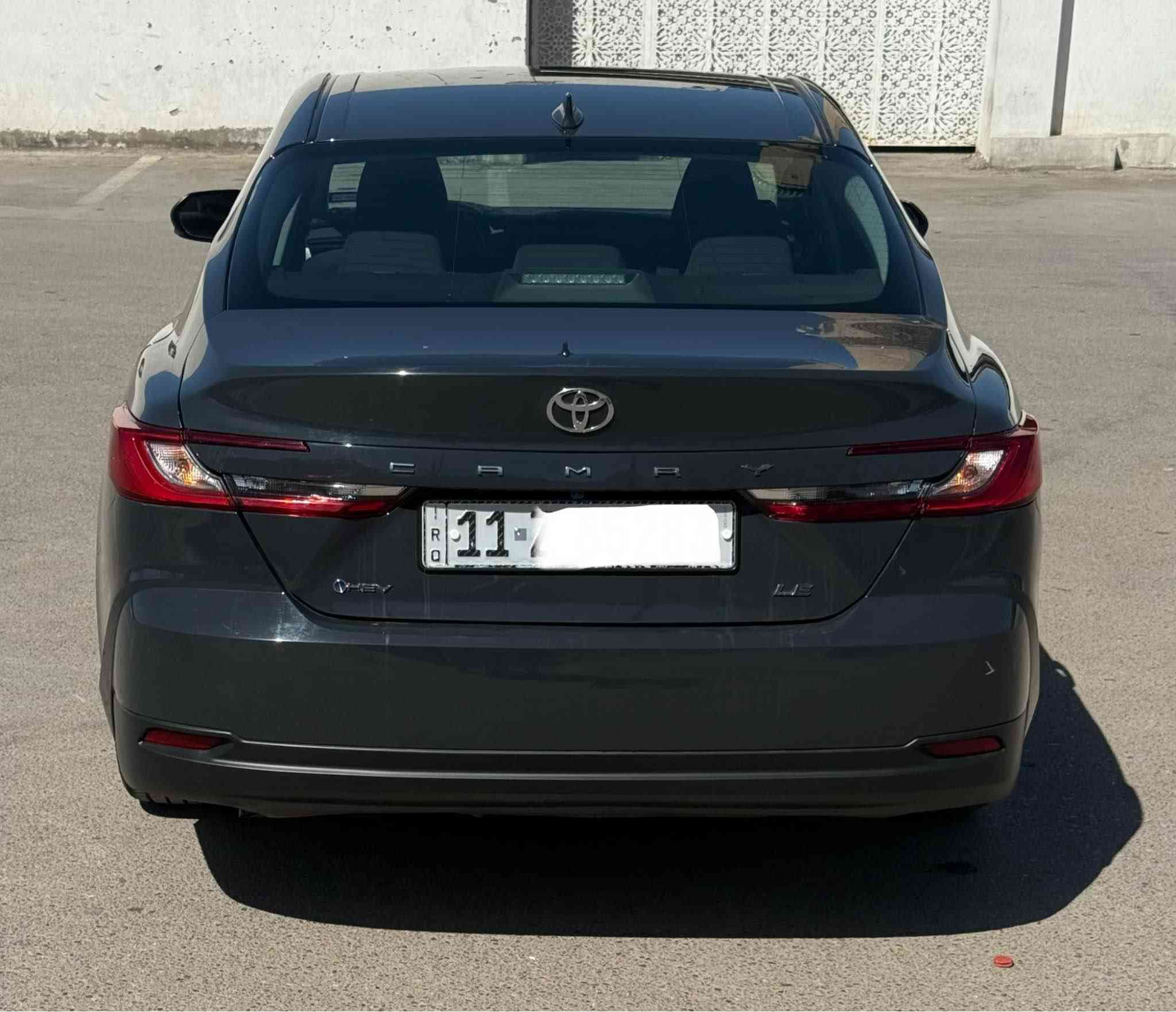 تويوتا كامري2025هايبرد 
وارد أمريكي فئة LE نص فول  لون اسمنتي ماشية 30 الف سيارة هايبرد ياباني اصل والسيارة كلش جديدة و السيارة بيه فقط قطعه وحده  صبغ مع بارد السيارة وبدون دواخل و شاصي باقي كله مكفولة صور الحادث بالمنشور  سيارة رقم بغداد الجديد  تحويل مباشر السعر 225$  الف دولار  و بيه مجال شي بسيط 
مكاني بغداد العامريه 
*********** بغداد, العراق
