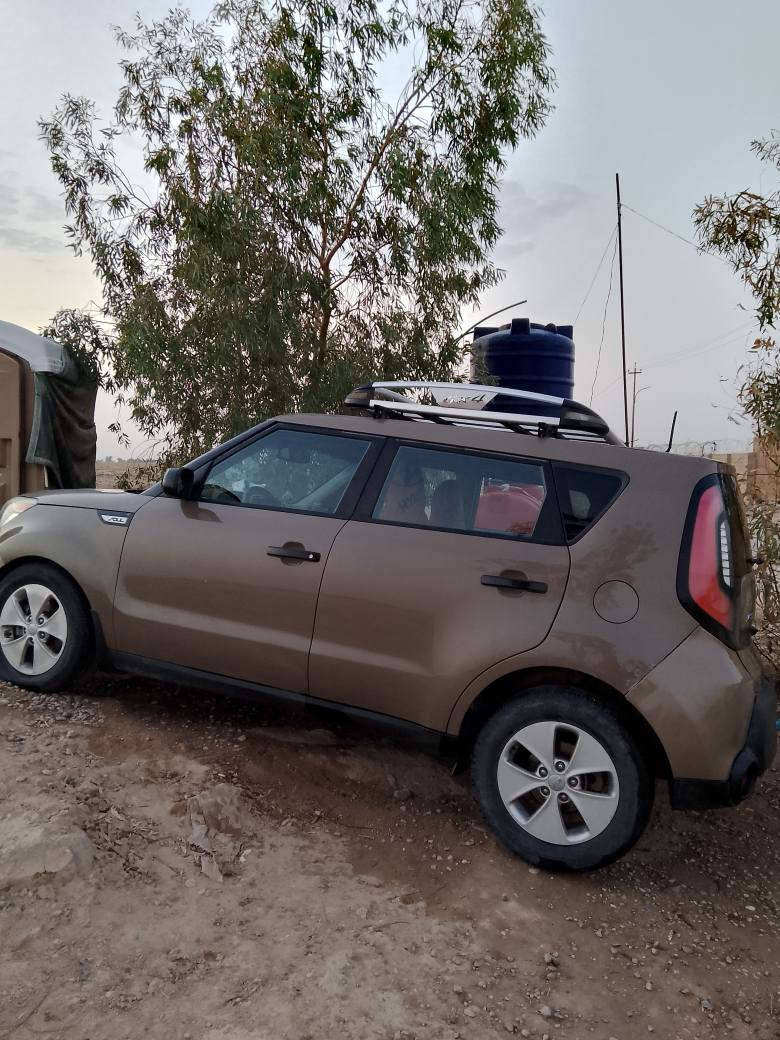 سياره صول جاهزة للبيع موديل//2016
ماشيه 100
مقاعد لون اسواد وكلش نظيفات
محرك/1600 الوان جكليتي
حره تحويل مباشر السيارة باسمي
سنويه ورقم جديد
تبريد ثلج وارد امريكي اكلين
تحكم ستيرن جهتين كير ومكينه جديدة 
شاشه اصليه وكامره
تخم تاير جديد  
مكان السياره /واسط النعمانيه 
لاستفسار
***********

*********** دهل اوران, واسط
