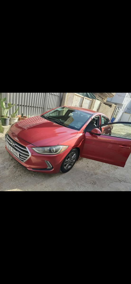 النترا 2018 ماشيه ٩٦ الف ميل وارد امريكي فقط حادثها بنيد حته الدعاميه نفسها مصبوغه ولبنيد نفسه مصبوغ بدون شاصي بدون لغد جكه ما بيهن بدون ايرباك رقم بابل انكليزي 
السياره شخط واحد ما بيها كفاله عامه من الرصعه ما عدا البنيد ماكو اختها بالنضافه تخم تايرات بالكارتون حداديه ماكو كل نقص محرك كير سليمات برغي ممفتوح بيهن كلوب ما مشتغل بالدشبول 
السعر ١٣٦ وبيها مجال حك الجيه جدا قليل 
مكاني بابل شارع السياحي 
***********
