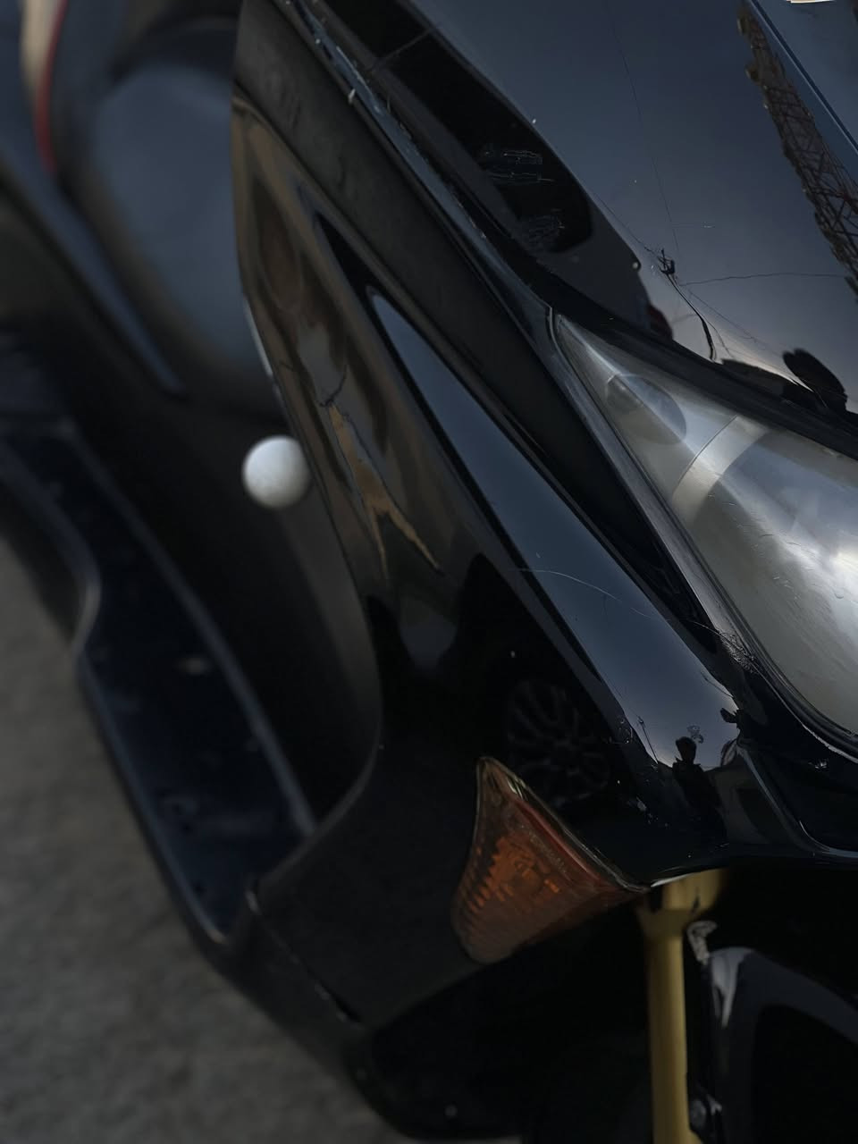 سلام عليكم فورزه صفر 8 كرستال للبيع
كير شغال 7 كير 4 تحويلات دراجه خير من الله مناقصها شي 
مال جناي مكينه وكير خير من الله تجي وتفحص بيدك وناضفه الدراجه شوفت عينك نضيفه بشكل وعليها طبقه مال نانو 
رايدها ب (950) وبيها مجال بسيط مكان الدراجه بغداد الوزيرية قرب مستشفى السفير مكلف ب نشر واي استفسار موجود ع خاص وهذا رقم صاحب الدراجه(***********)
